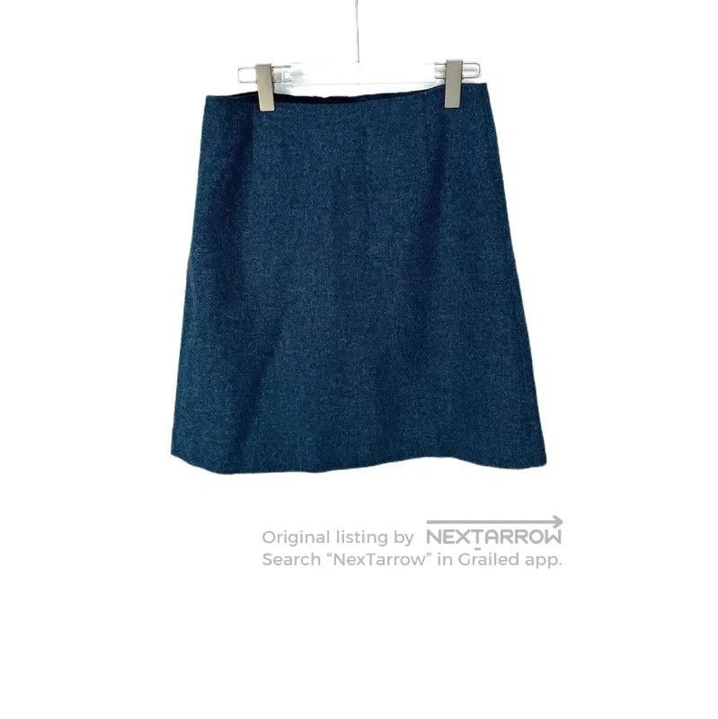 Max Mara MaxMara Blue Leather Women's Skirt . Size 22" - 1 Thumbnail