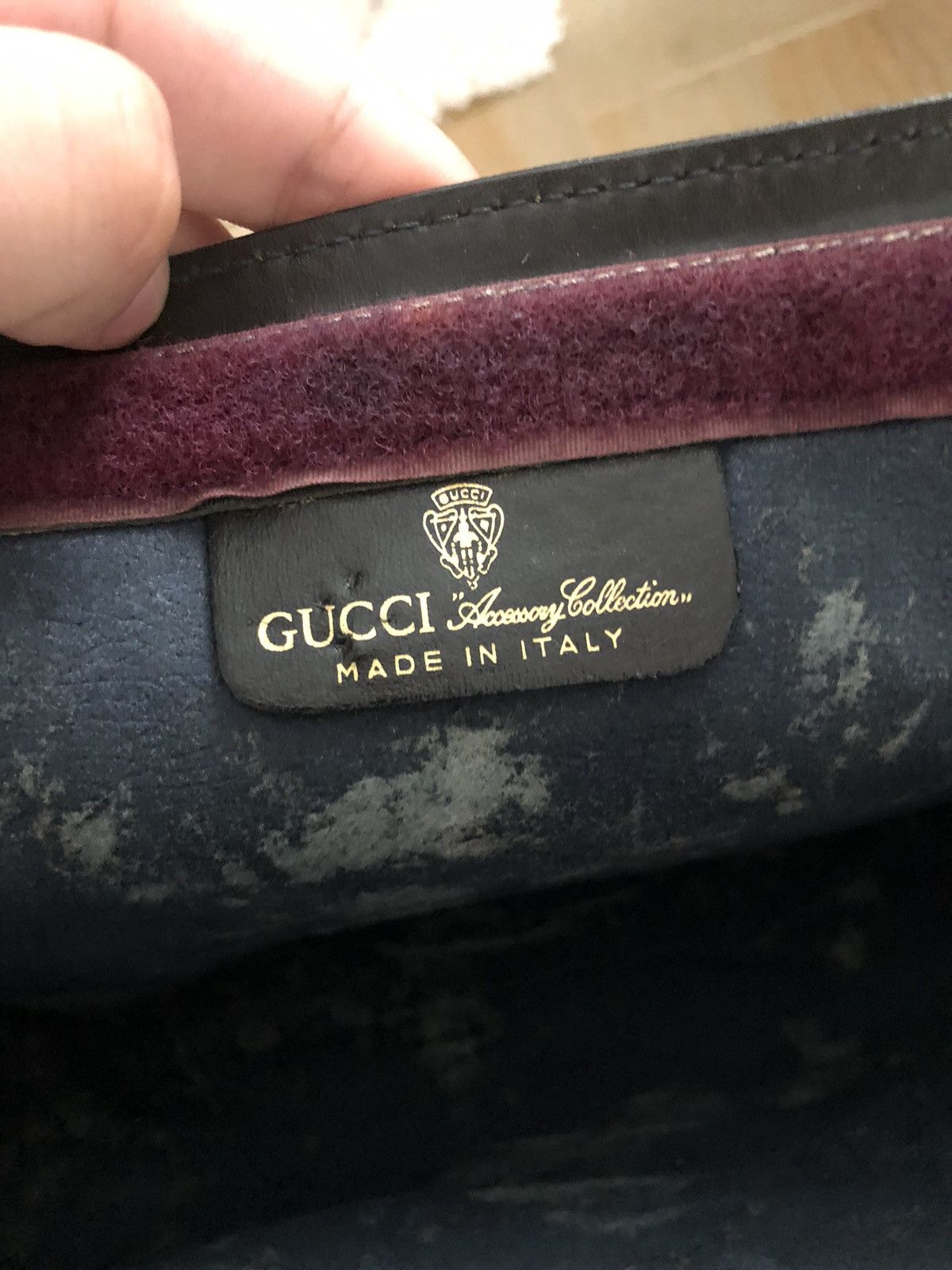 Designer × Gucci × Vintage VINTAGE GUCCI SUEDE CLUTCH Size ONE SIZE - 4 Thumbnail