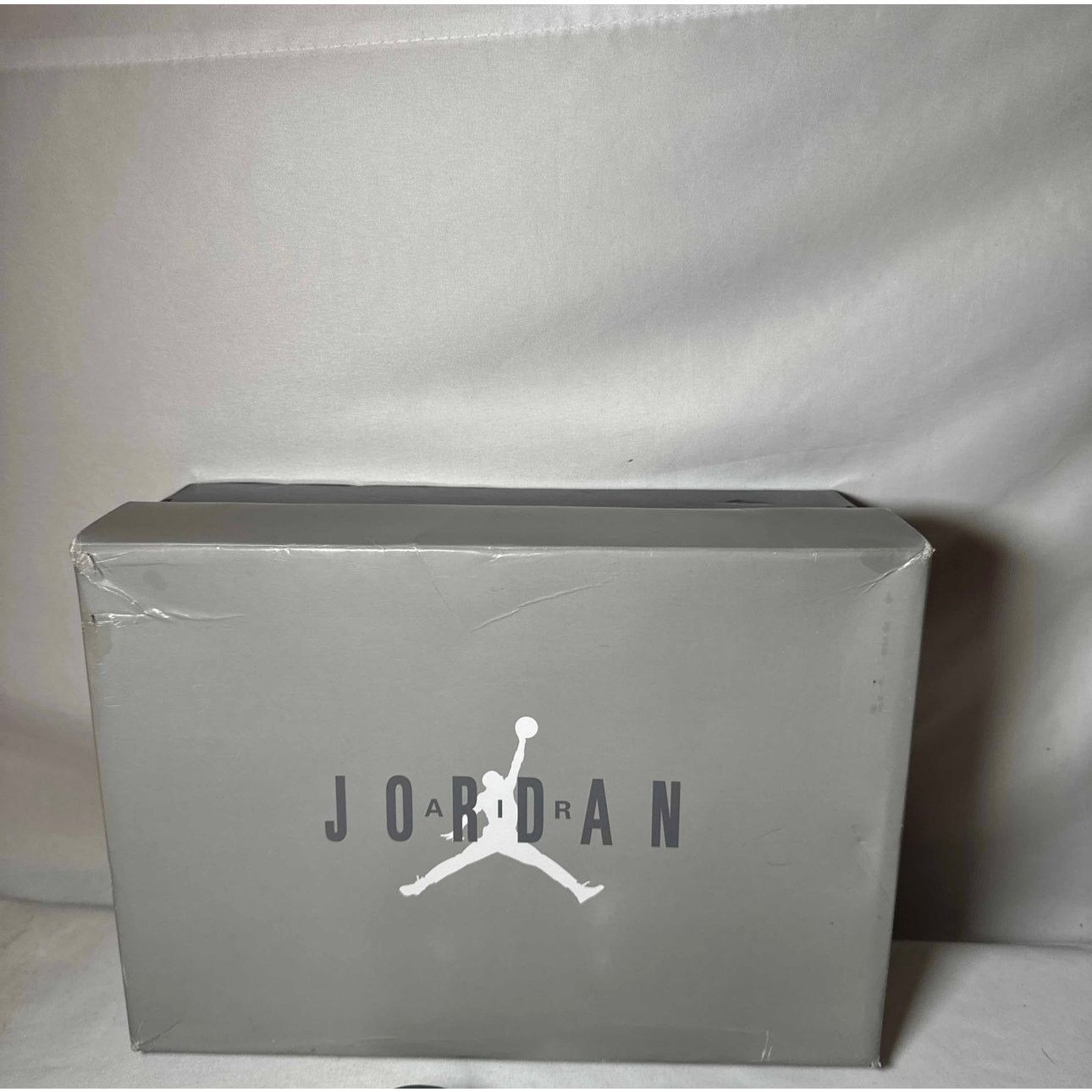 Jordan Brand × Nike Size 5.5 - Air Jordan 11 Retro GS Cool Grey 2021 Men's Shoes Size US 5.5 / EU 38 - 10 Thumbnail
