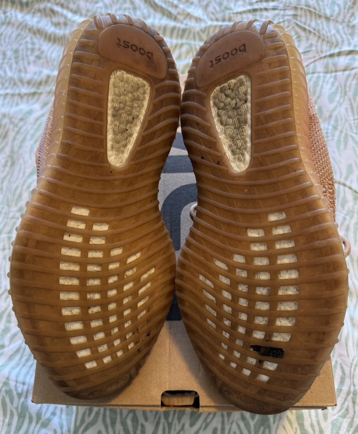 Yeezy Adidas Yeezy Size 8 Boost 350 V2 Clay Men Used EG7490 Size US 8 / EU 41 - 9 Thumbnail