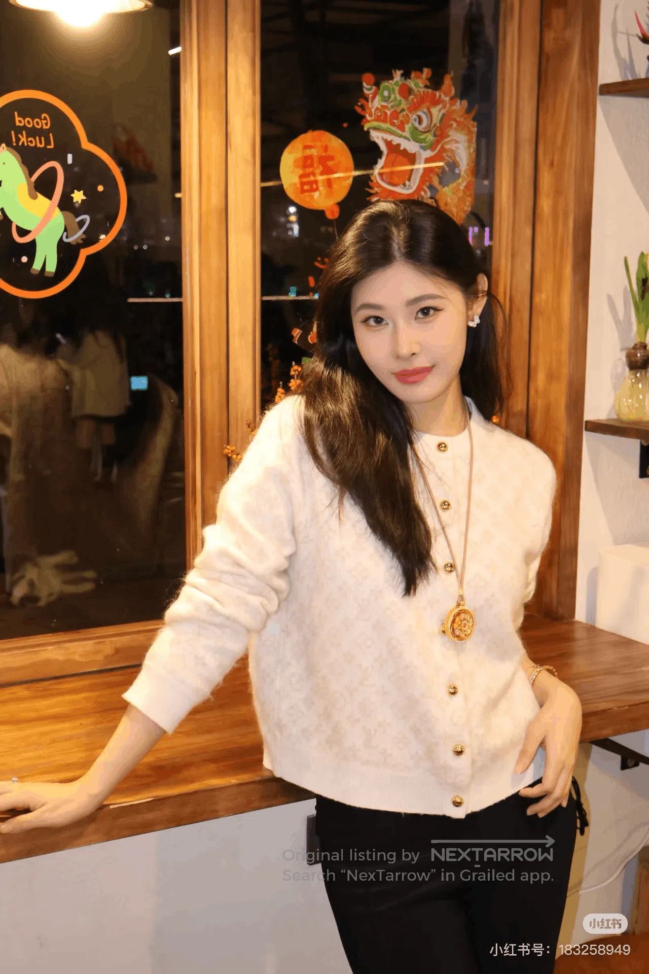Louis Vuitton Louis Vuitton Monogram Gold Button Wool Cardigan. Size M / US 6-8 / IT 42-44 - 6 Thumbnail