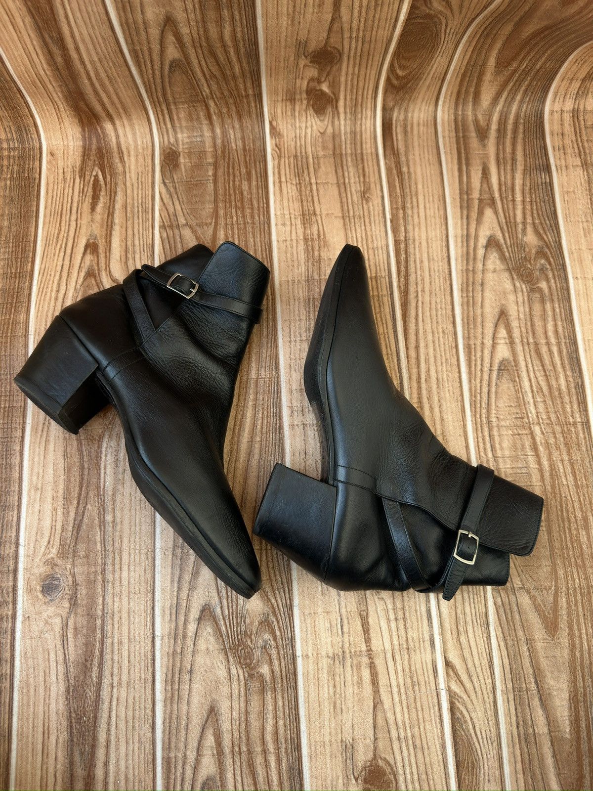 Saint Laurent Paris × Yves Saint Laurent Saint Laurent Leather Cowboy Boots Size US 7.5 / IT 37.5 - 13 Thumbnail