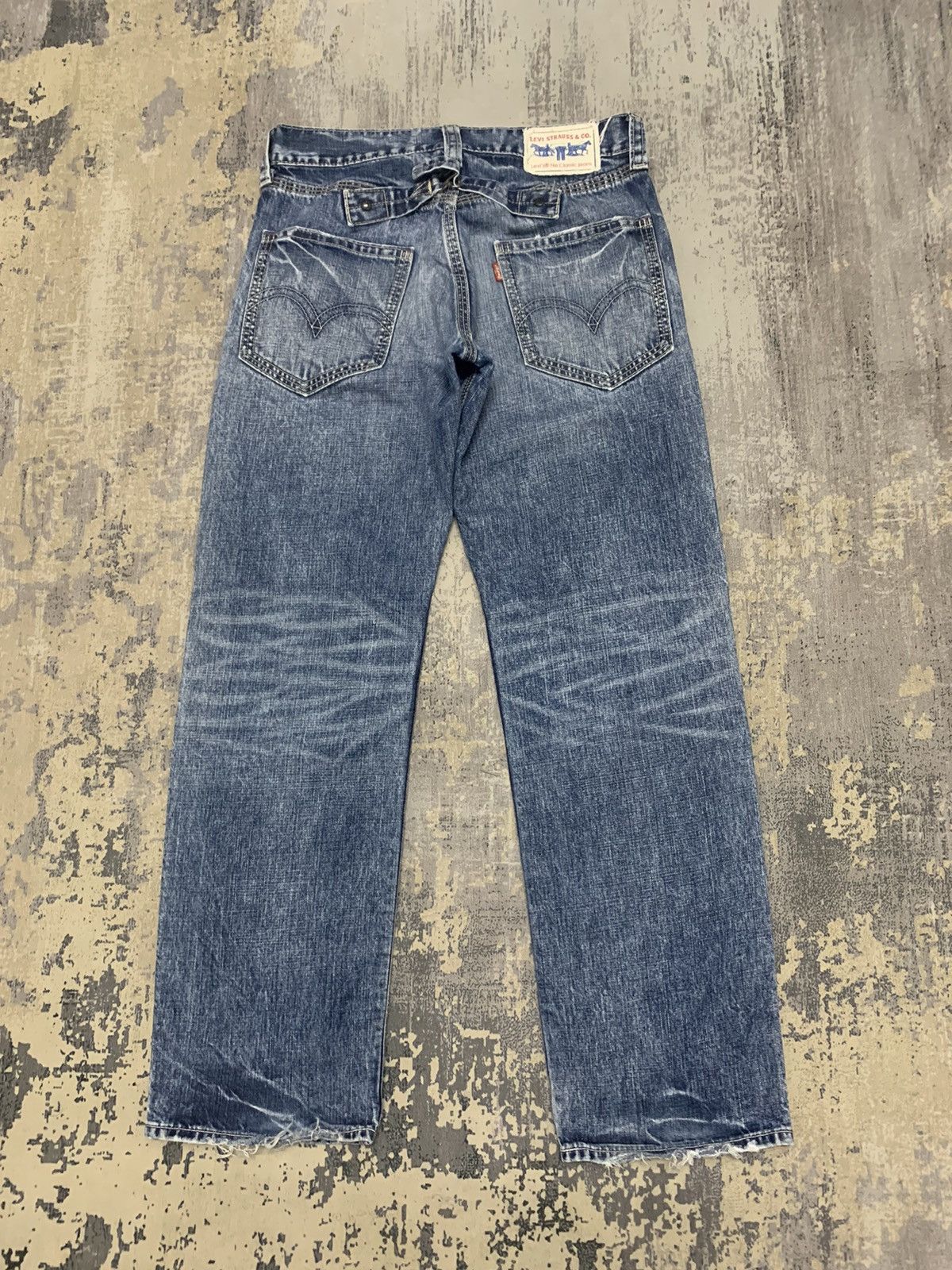 Levi's Vintage Levis 503 Buckle Back Distressed Denim Jeans 33x32 Size US 33 - 10 Thumbnail