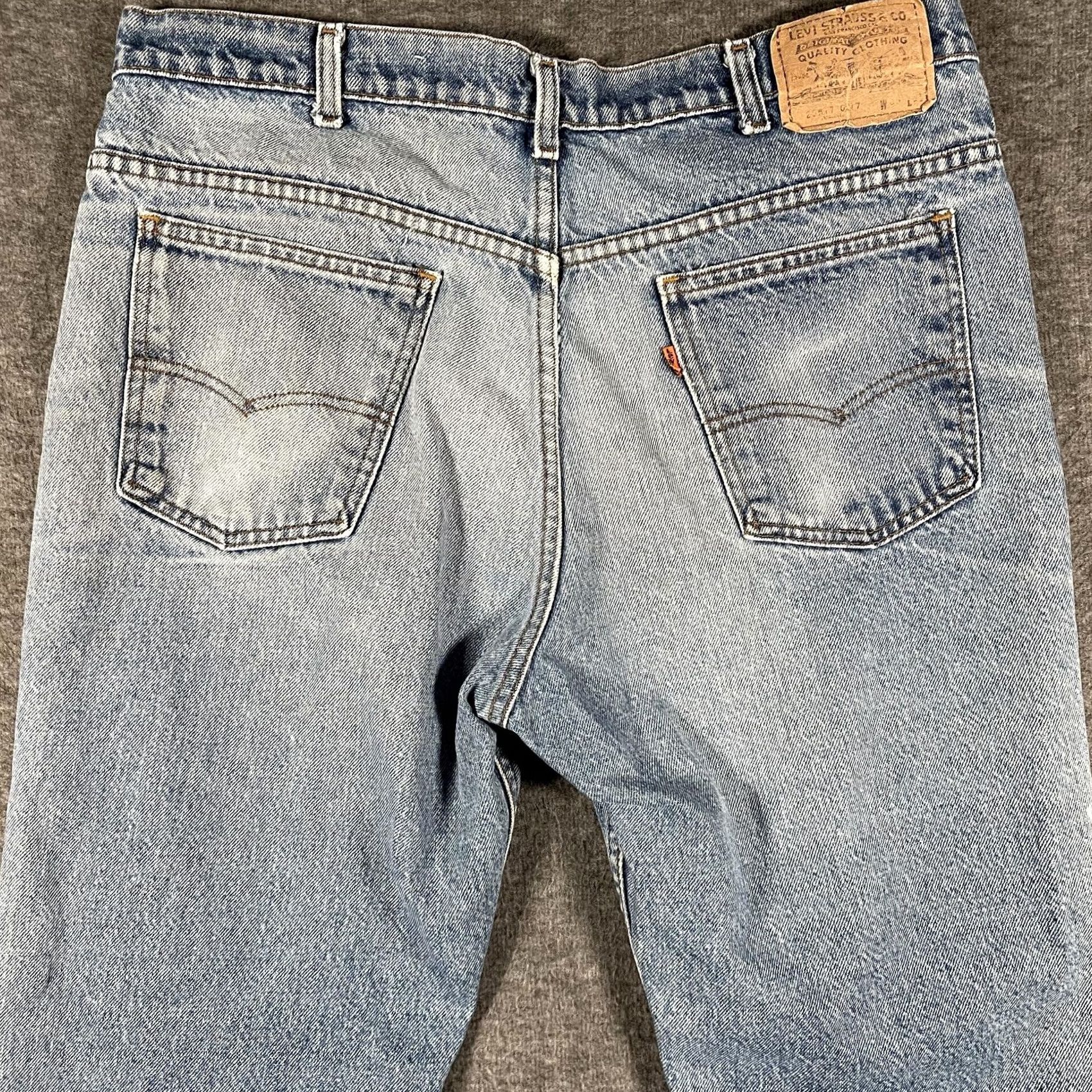 Levi's VINTAGE Levi's Jeans Mens 37x28 Light Blue Distressed Regular Straight Denim Jeans Size US 37 - 4 Thumbnail
