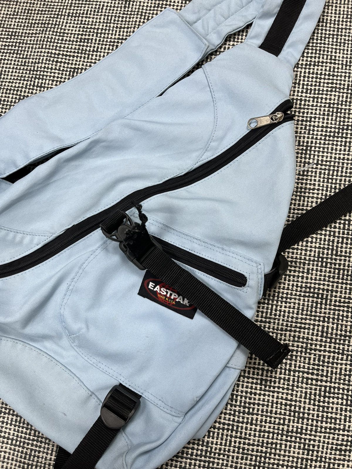 Eastpak Eastpak baby blue vintage sling bag backpack like Oakley y2k Size ONE SIZE - 4 Thumbnail
