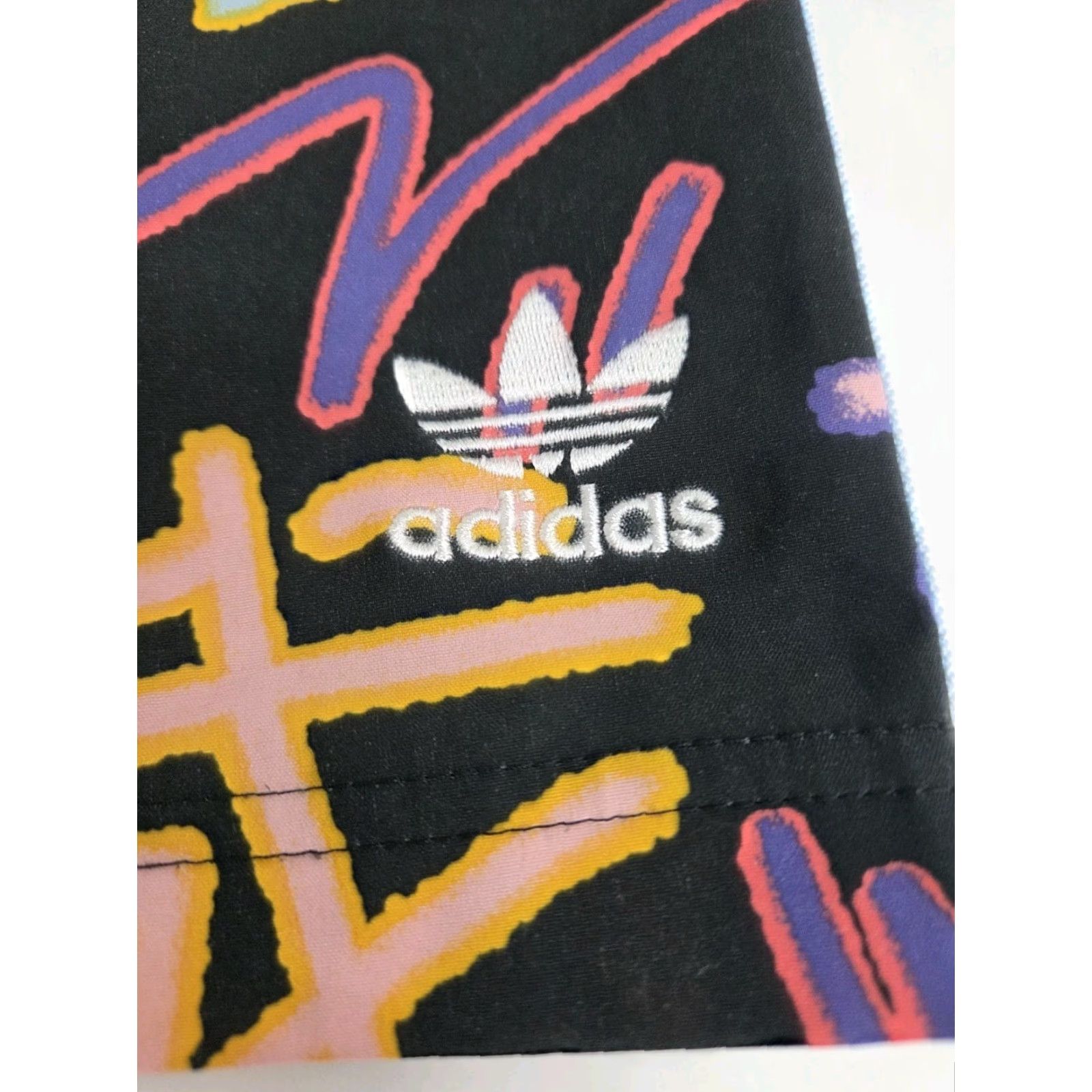 Adidas Adidas Mens Athletic Shorts Zippered Pocket Drawstring Embroidered Logo 36 Multicolor XL Sports Gym Training CrossFit Size US 36 / EU 52 - 4 Thumbnail