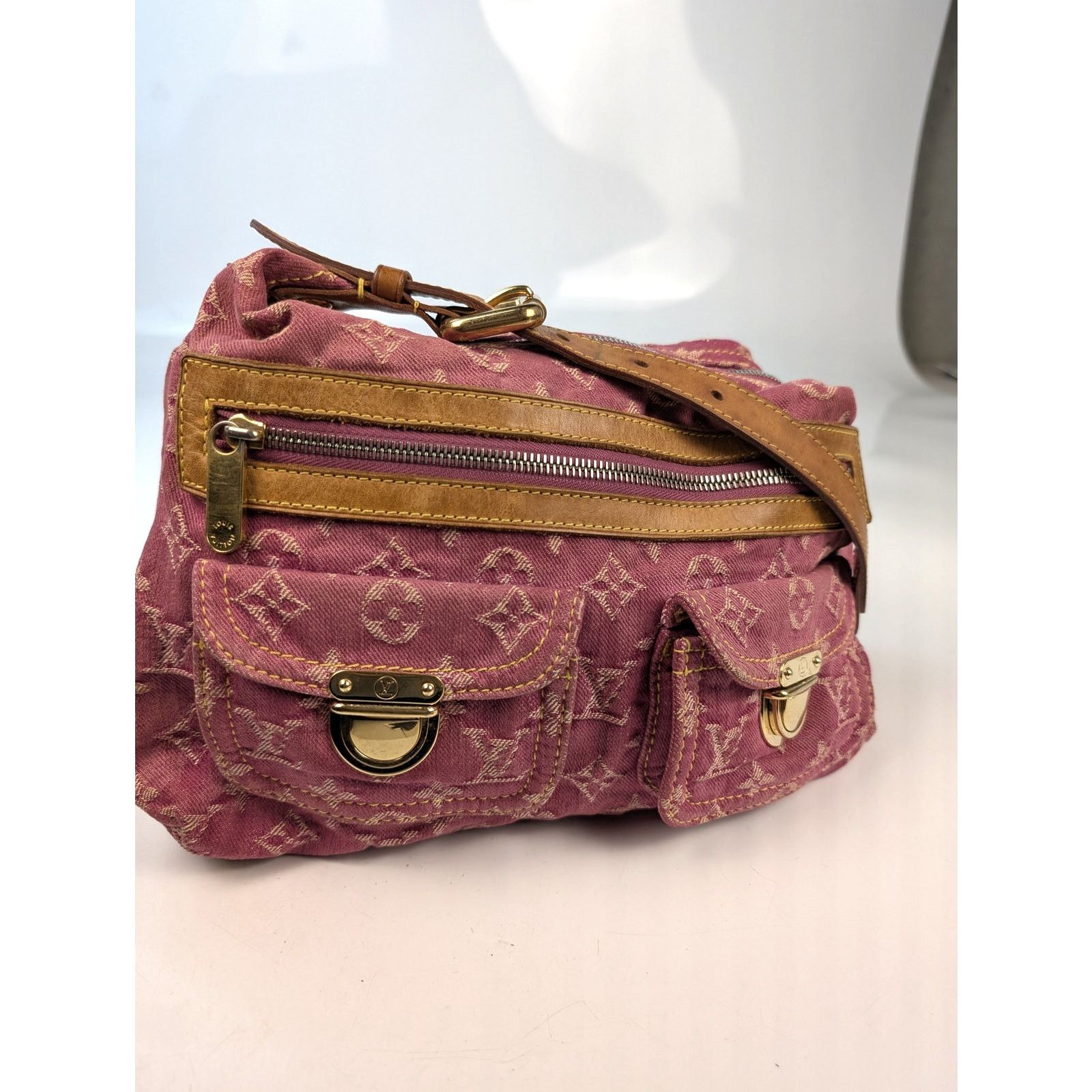 Louis Vuitton Louis Vuitton Fuchsia Denim Monogram Denim Baggy PM Size ONE SIZE - 2 Thumbnail
