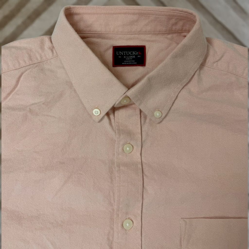 UNTUCKit UNTUCKit Shirt Men XL Slim Fit Oxford Shirt Button-Up Light Pink Casual Cotton Solid Size US XL / EU 56 / 4 - 1 Thumbnail