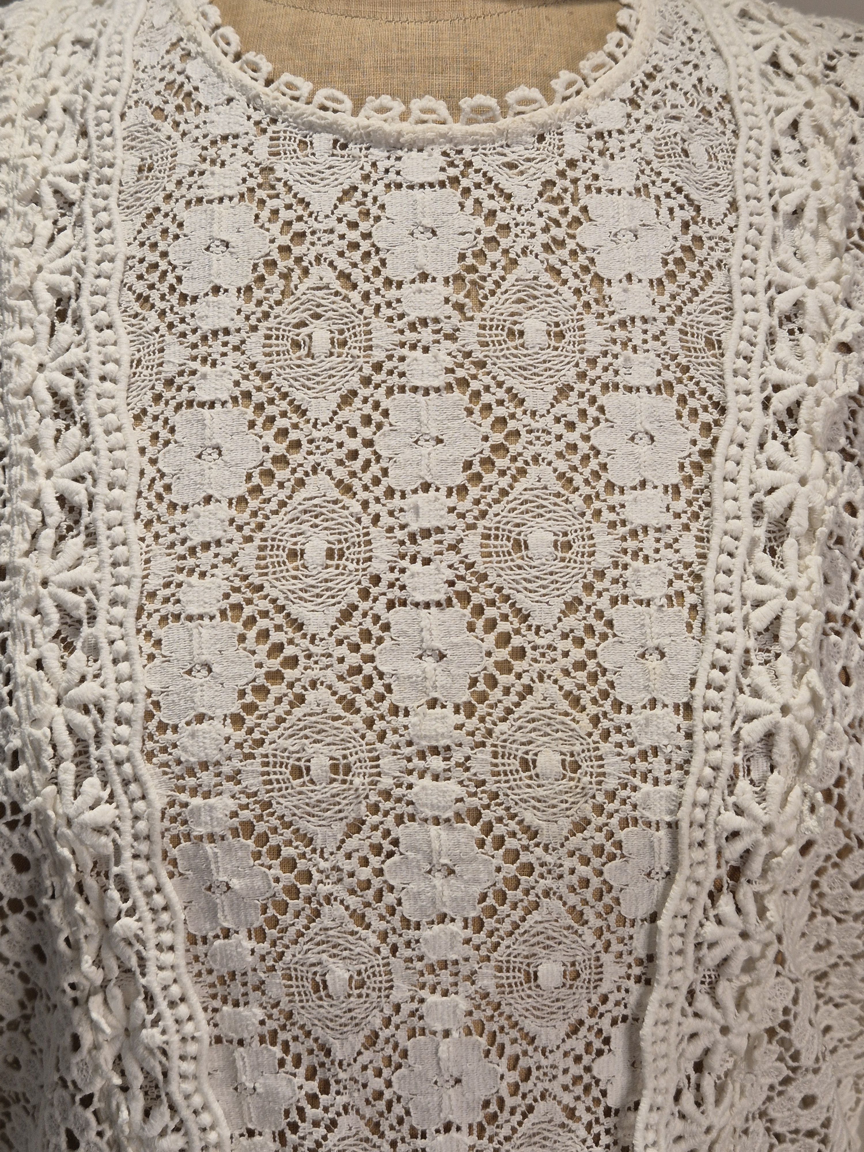 Vanessa Bruno Vanessa Bruno Athe white lace top Size S / US 4 / IT 40 - 3 Thumbnail