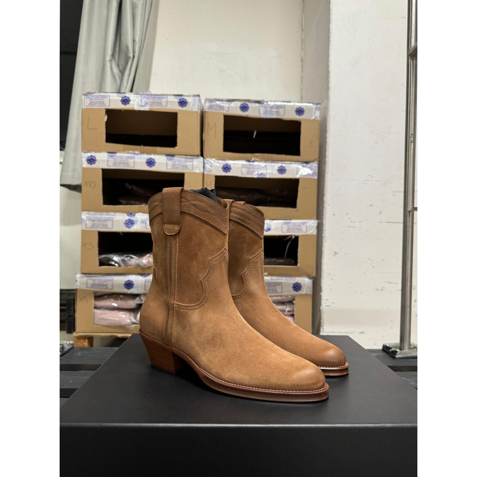 Saint Laurent Paris o1alsimx924 Q:3 / 669290 Suede Bootie in Brown 40 Size US 7 / EU 40 - 13 Thumbnail
