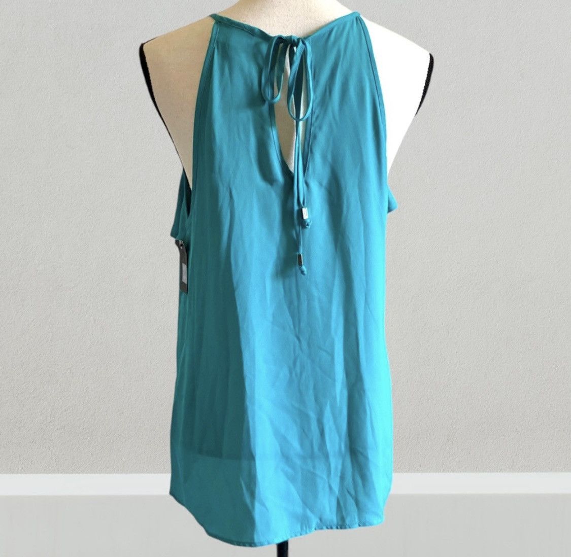 Mossimo TURQUOISE SLEEVELESS RUFFLE CUTOUT TANK TOP BLOUSE Size M / US 6-8 / IT 42-44 - 5 Thumbnail