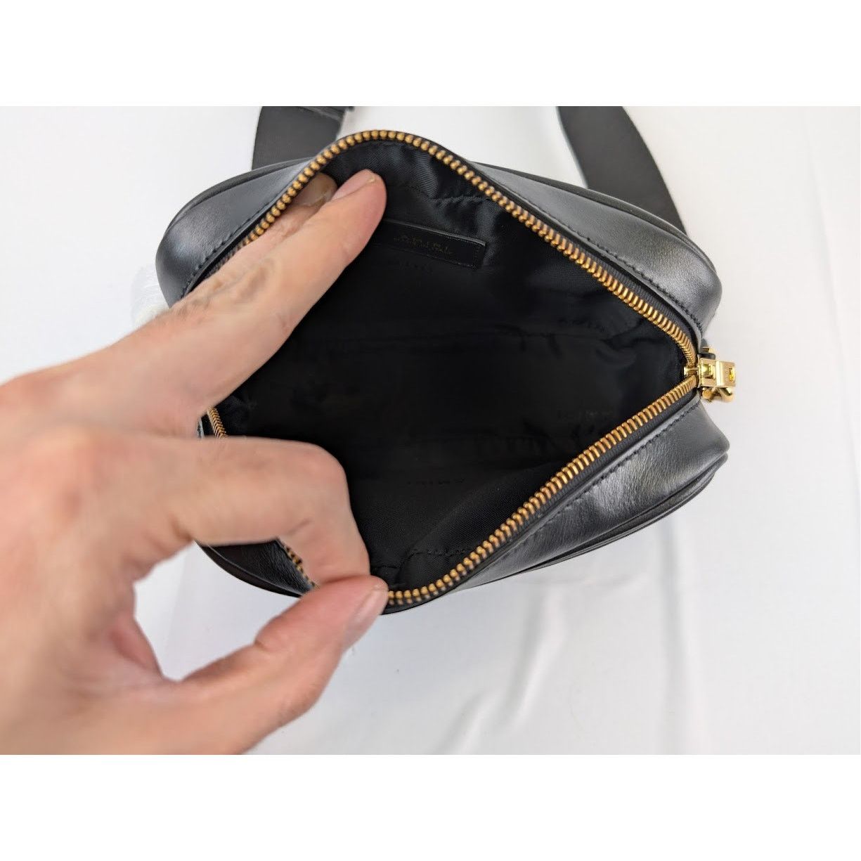 Amiri o1rshd1 Size: OS / Nappa MX1 Padding Camera Case Black Size ONE SIZE - 14 Thumbnail