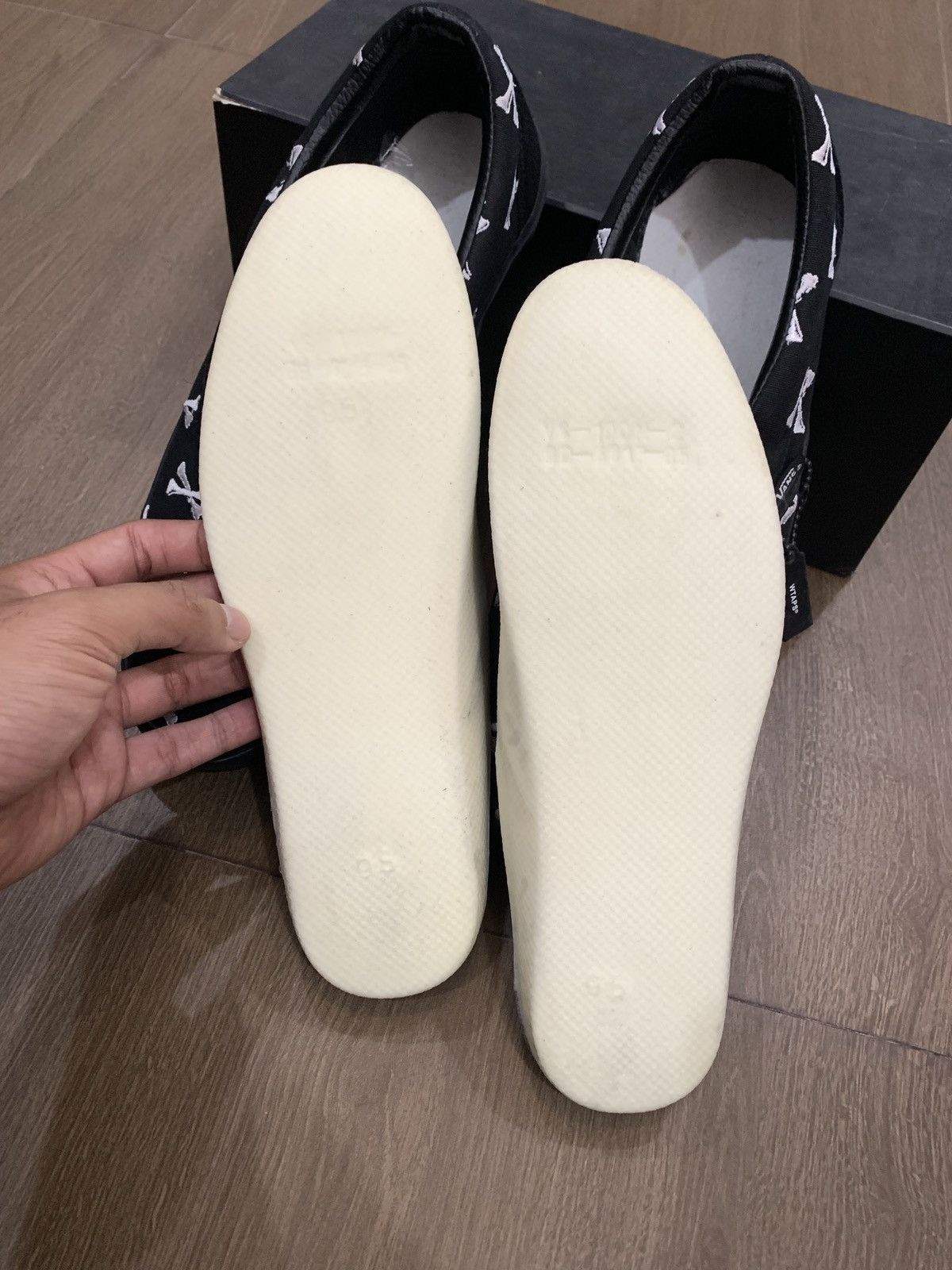 Syndicate × Vans × Wtaps Vans Slip On X WTAPS Crossbone Size US 9.5 / EU 42-43 - 11 Thumbnail