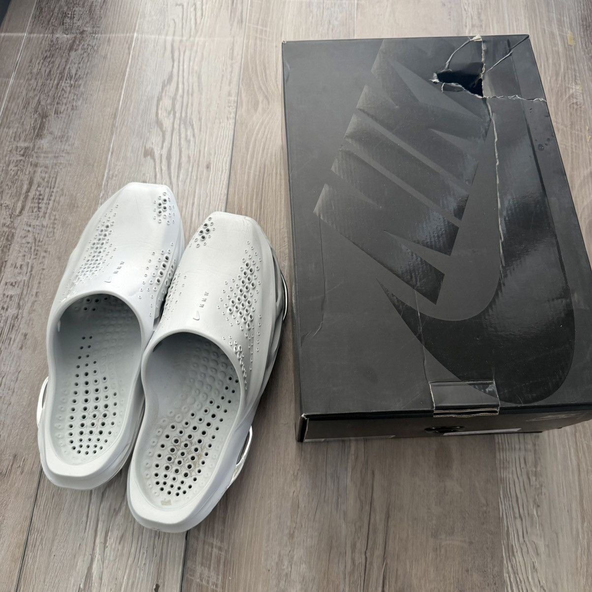 MMW × Nike NIKE • MMW 005 Slide "Pure Platinum" (13M) Size US 13 / EU 46 - 8 Thumbnail
