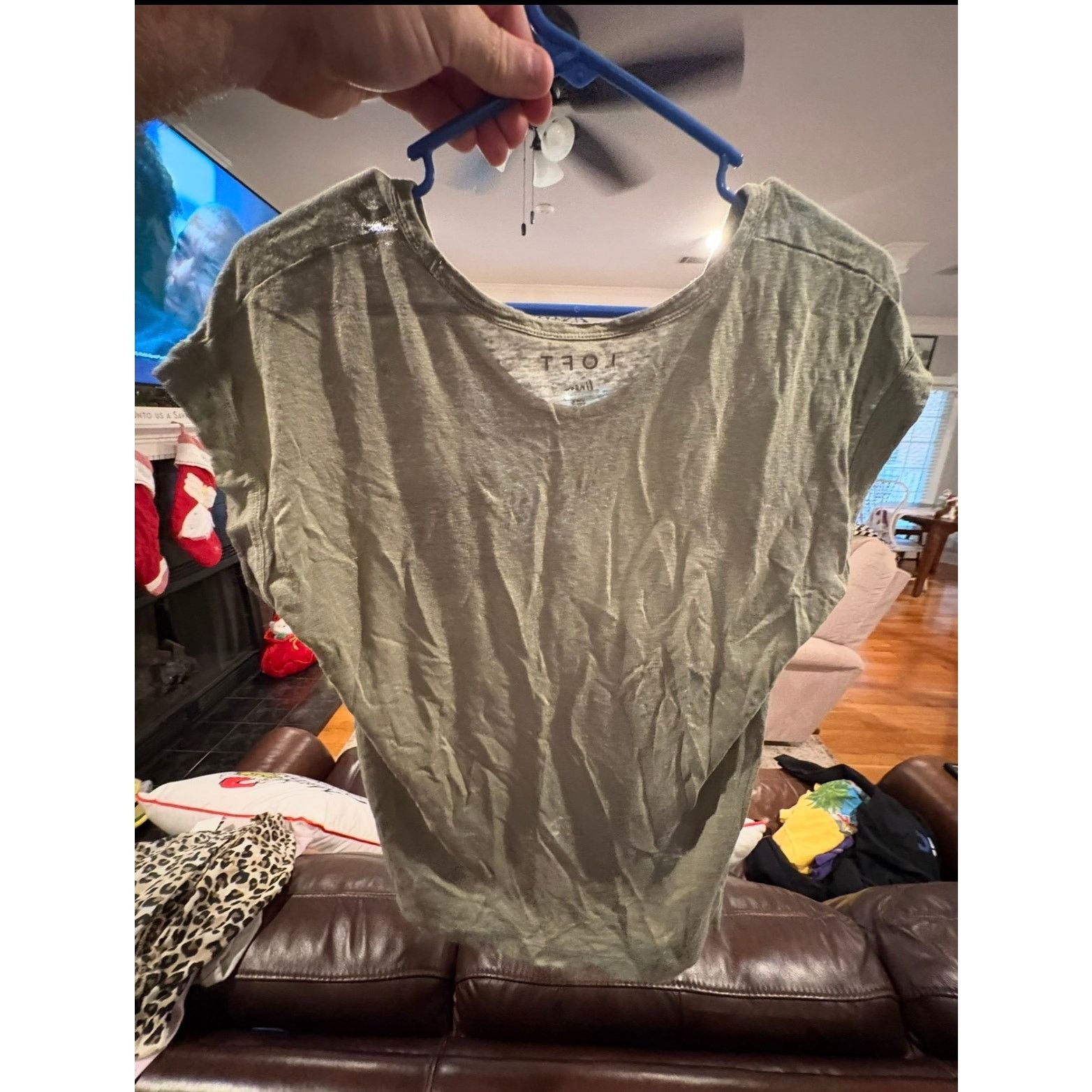 Loft LOFT Linen Blend Olive Green Pocket Tee Women’s XS 0–2 Size XS / US 0-2 / IT 36-38 - 4 Thumbnail