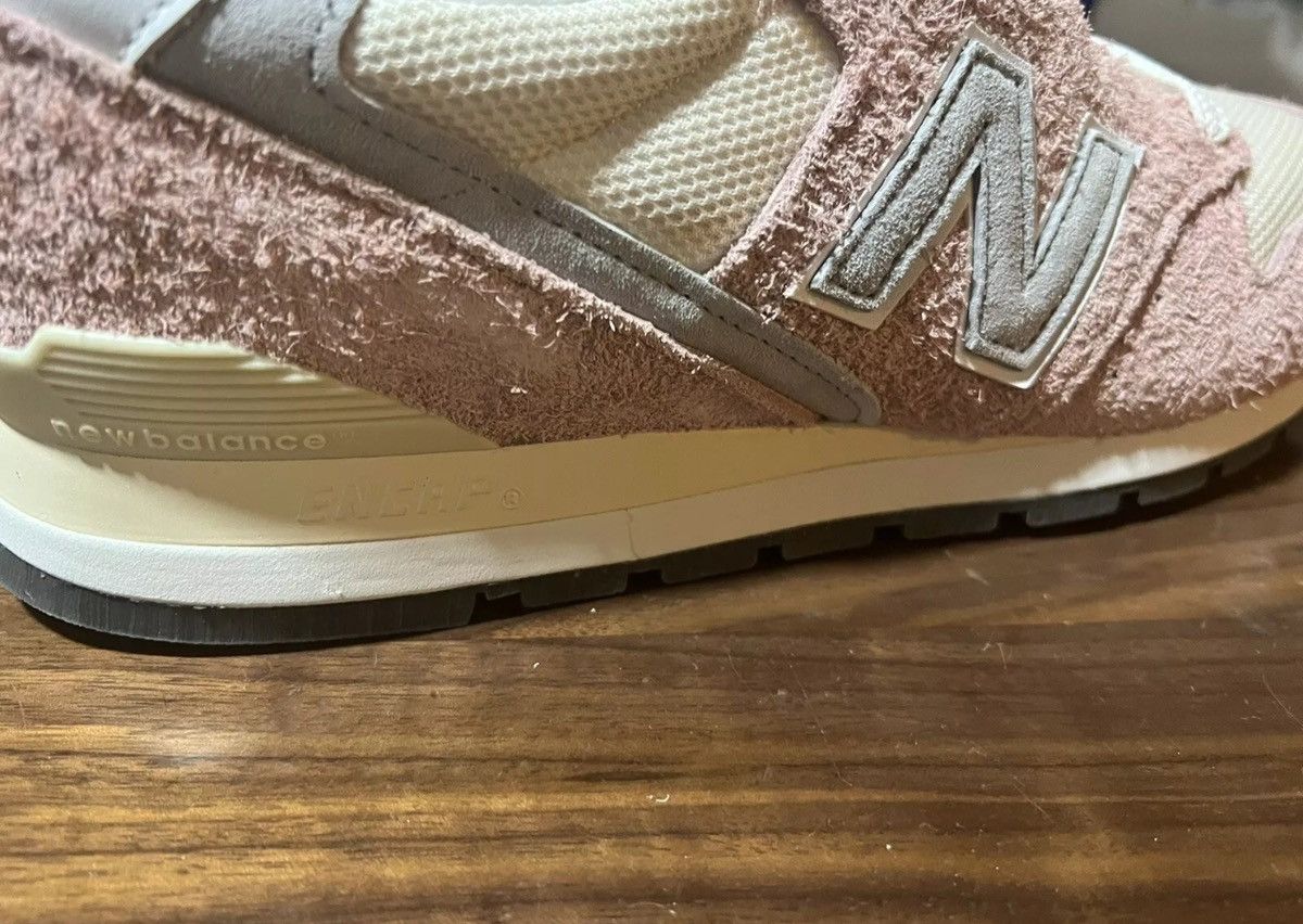 New Balance New Balance Made in USA 996 Pink Haze With Silver Size 11 Size US 11 / EU 44 - 8 Thumbnail