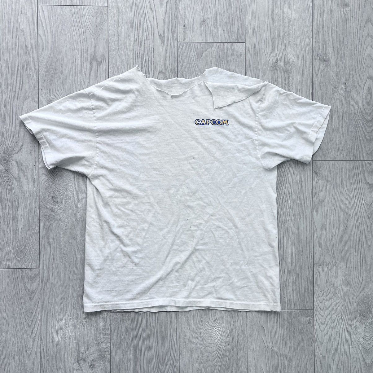 Vintage Vintage Capcom Street Fighter Thrashed Tee Shirt Game Size US L / EU 52-54 / 3 - 2 Thumbnail