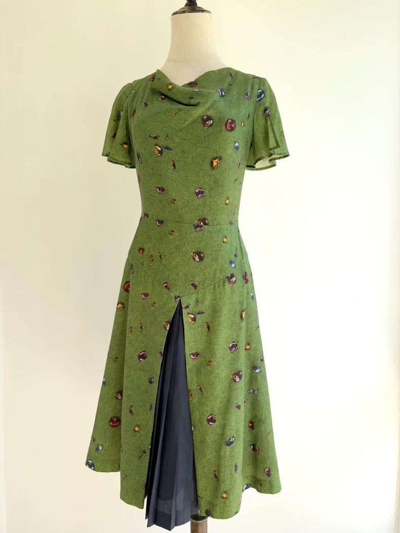 Vivienne Westwood Vivienne Westwood Green gemstone pin-up dress Size M / US 6-8 / IT 42-44 - 1 Thumbnail