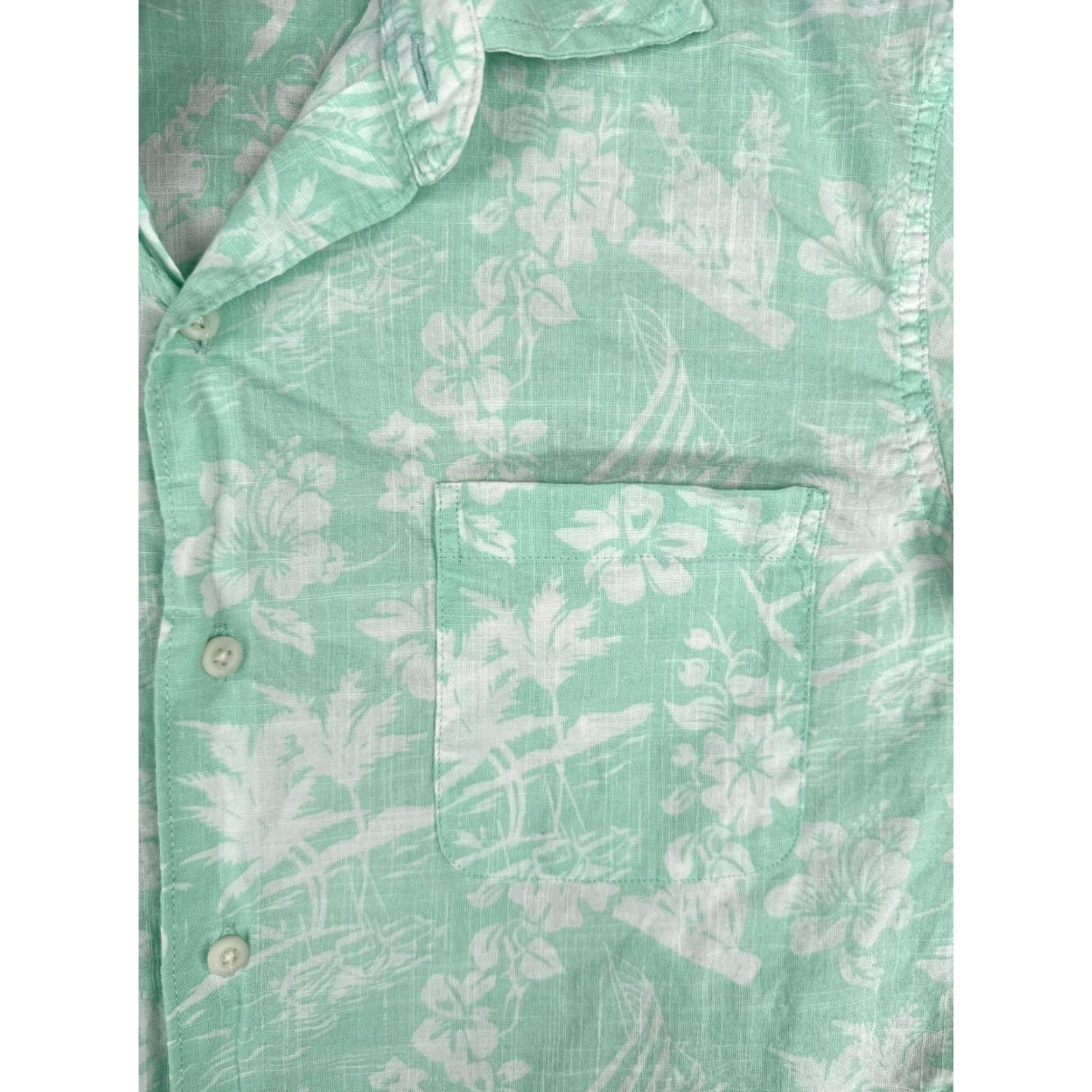 Izod VINTAGE IZOD Saltwater Shirt Men L Blue Floral Palm Parrot Button-Up Cotton Hawaiian Shirt (Adult) Large Blue Floral Hawaiian Size US L / EU 52-54 / 3 - 6 Thumbnail