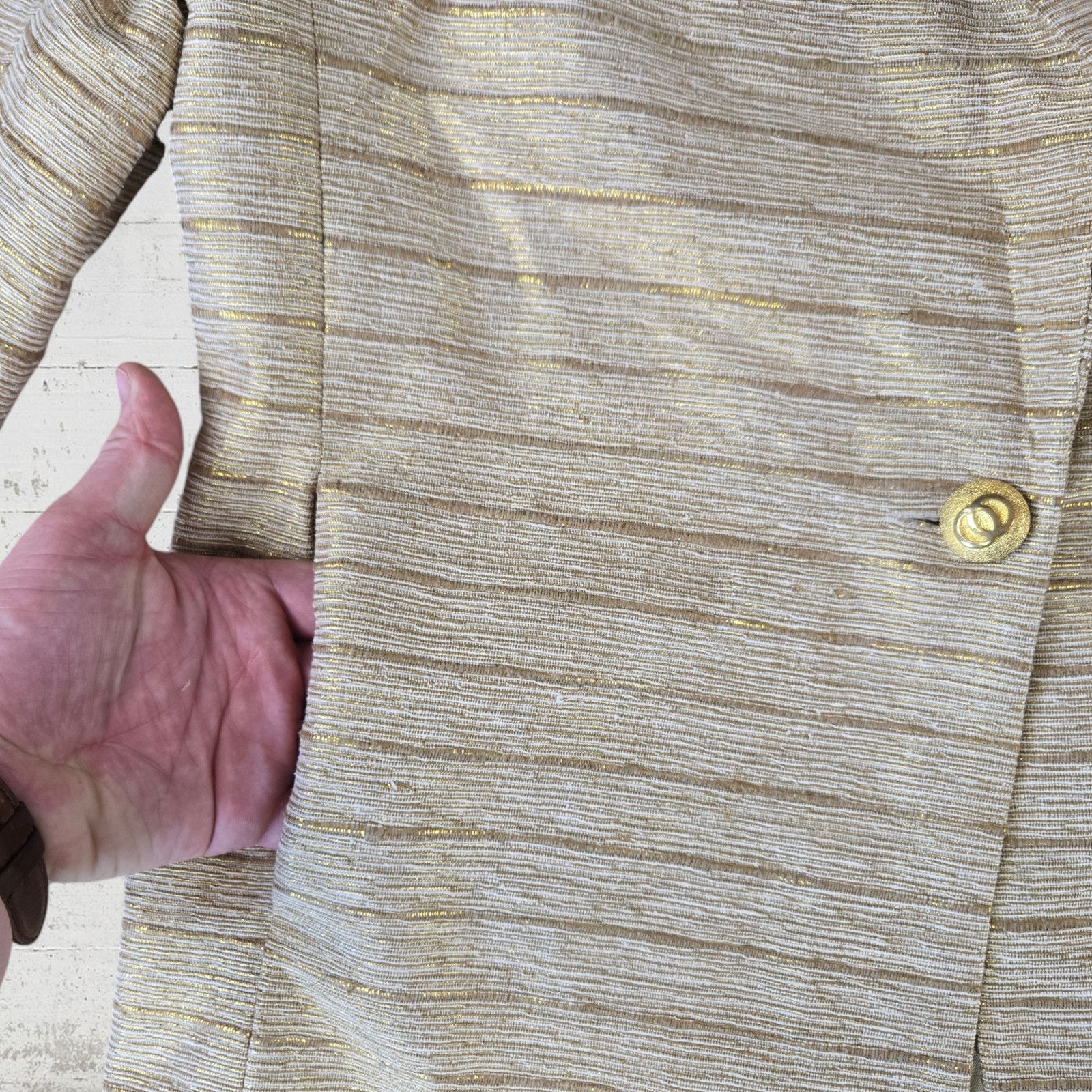 Vintage Vintage Gold Metallic Silk Blazer Made in USA Size Medium Size M / US 6-8 / IT 42-44 - 7 Thumbnail