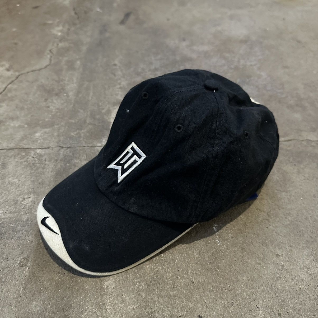 Nike Vintage Nike Tiger Woods flexfit golf cap hat Size ONE SIZE - 1 Thumbnail