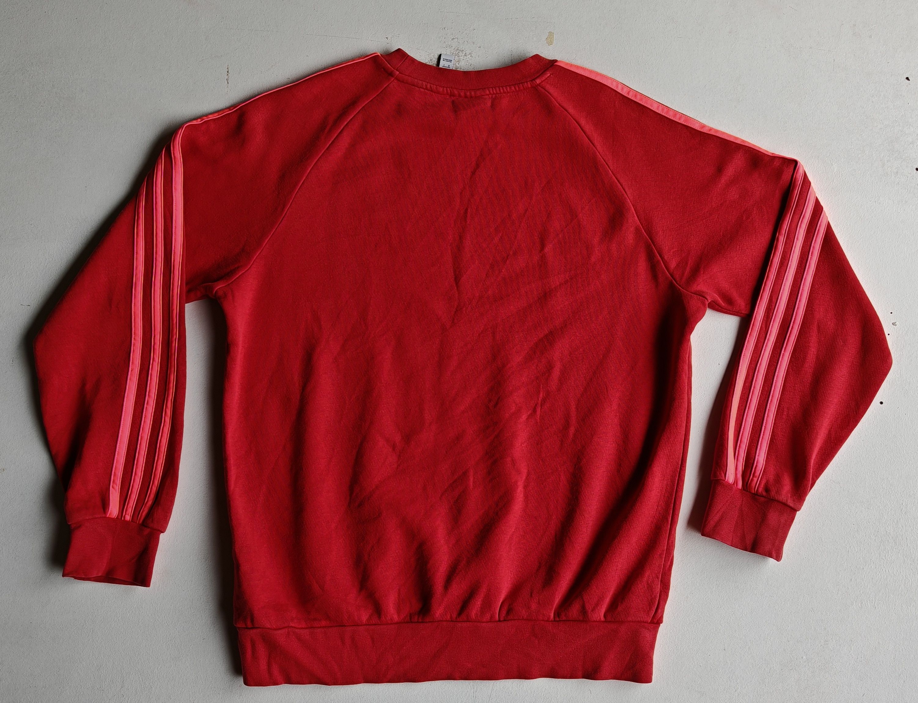 Adidas Adidas Small Logo Sweatshirt Size US M / EU 48-50 / 2 - 2 Thumbnail