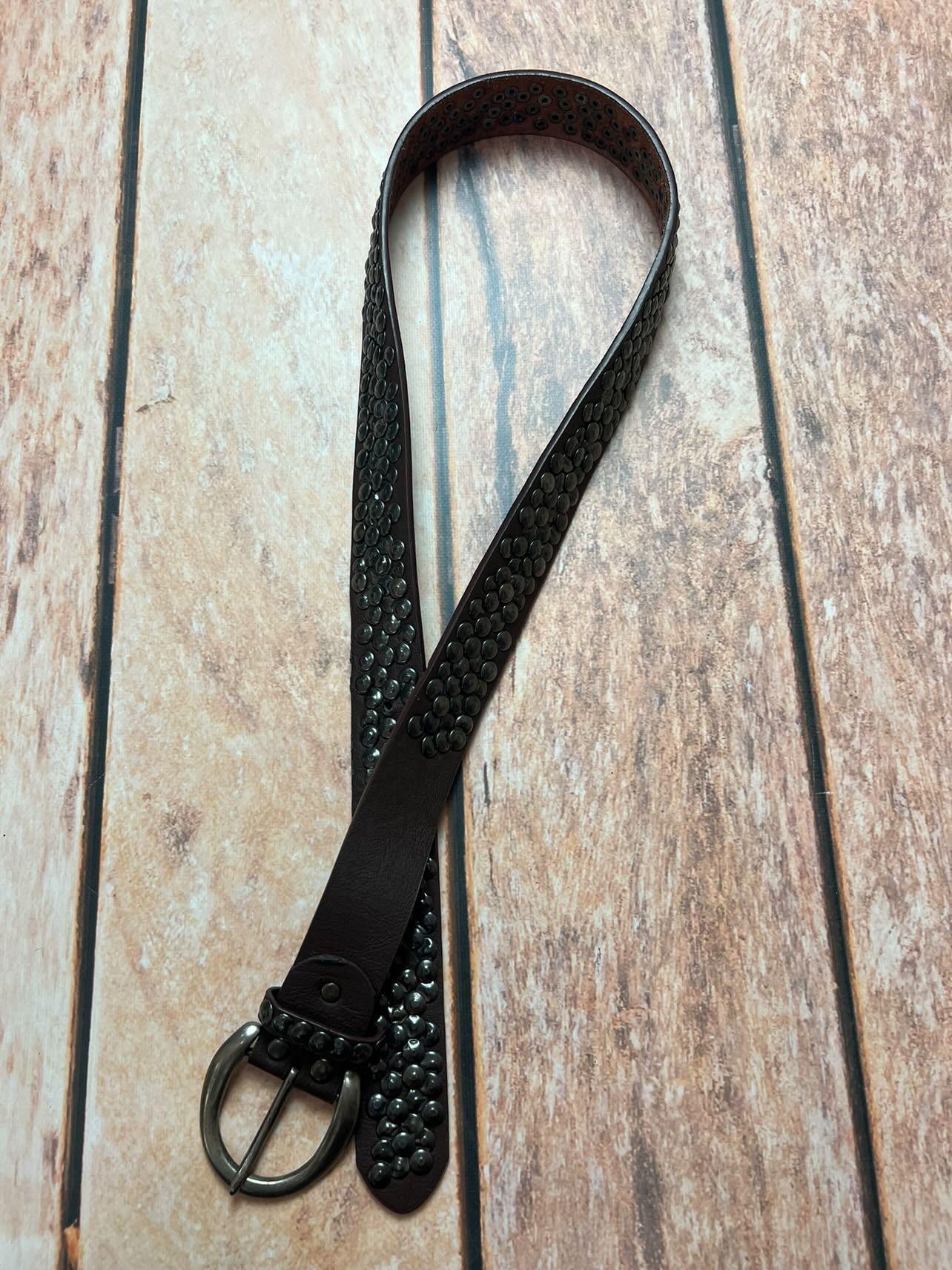 Vintage Leather Belt with rivets Size ONE SIZE - 6 Thumbnail