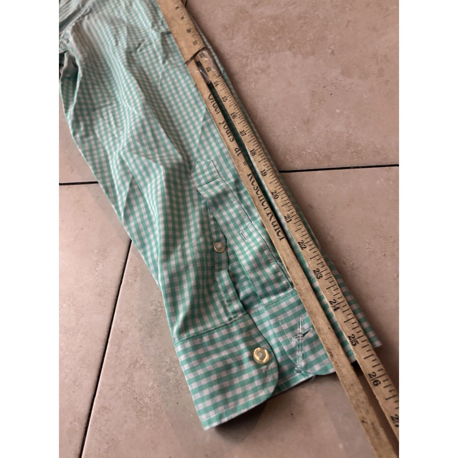 Vineyard Vines Vineyard Vines Shirt Mens Large Green Check Whale Nylon Button Front Casual Size US L / EU 52-54 / 3 - 7 Thumbnail