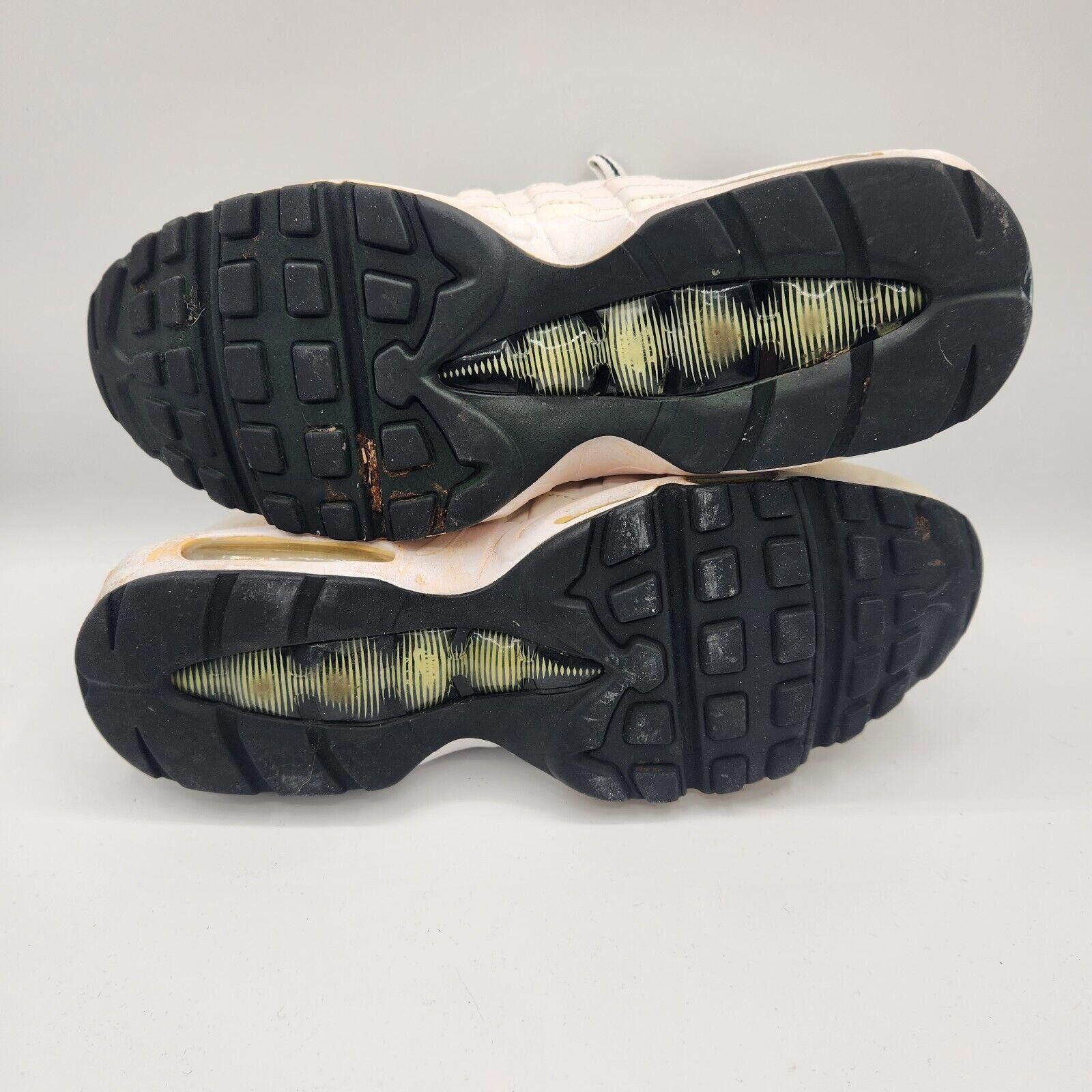 Nike Nike Air Max 95 ‘Triple White' 609048-109 sz 10 2016 Size US 10 / EU 43 - 10 Thumbnail