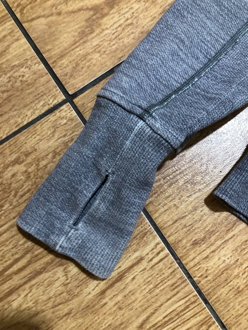 Lululemon Lululemon Scuba Hoodie Womens 6 Thick Hooded Knit Size M / US 6-8 / IT 42-44 - 6 Thumbnail