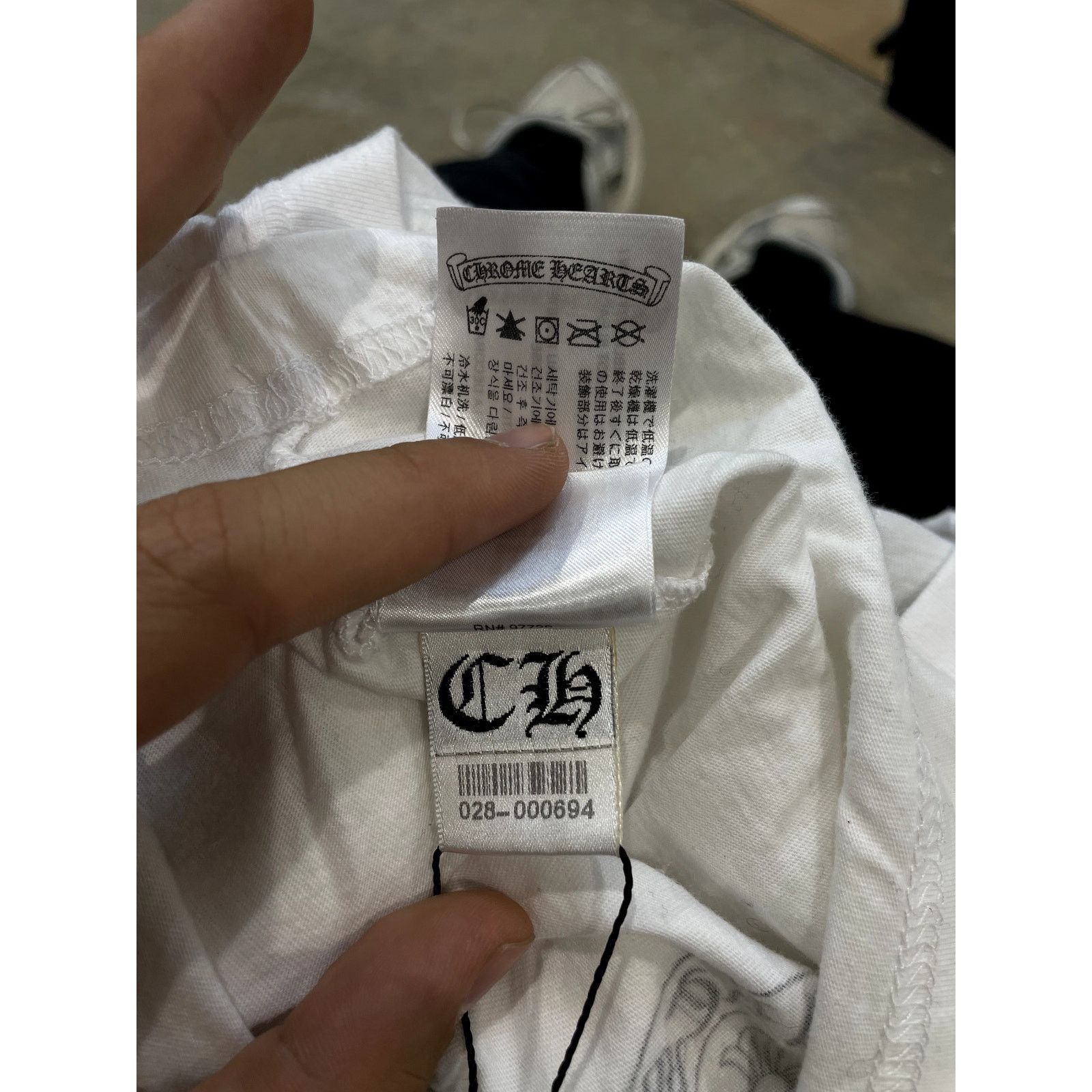 Chrome Hearts Chrome Hearts Tee White Multi Logo Used Small Size US S / EU 44-46 / 1 - 7 Thumbnail