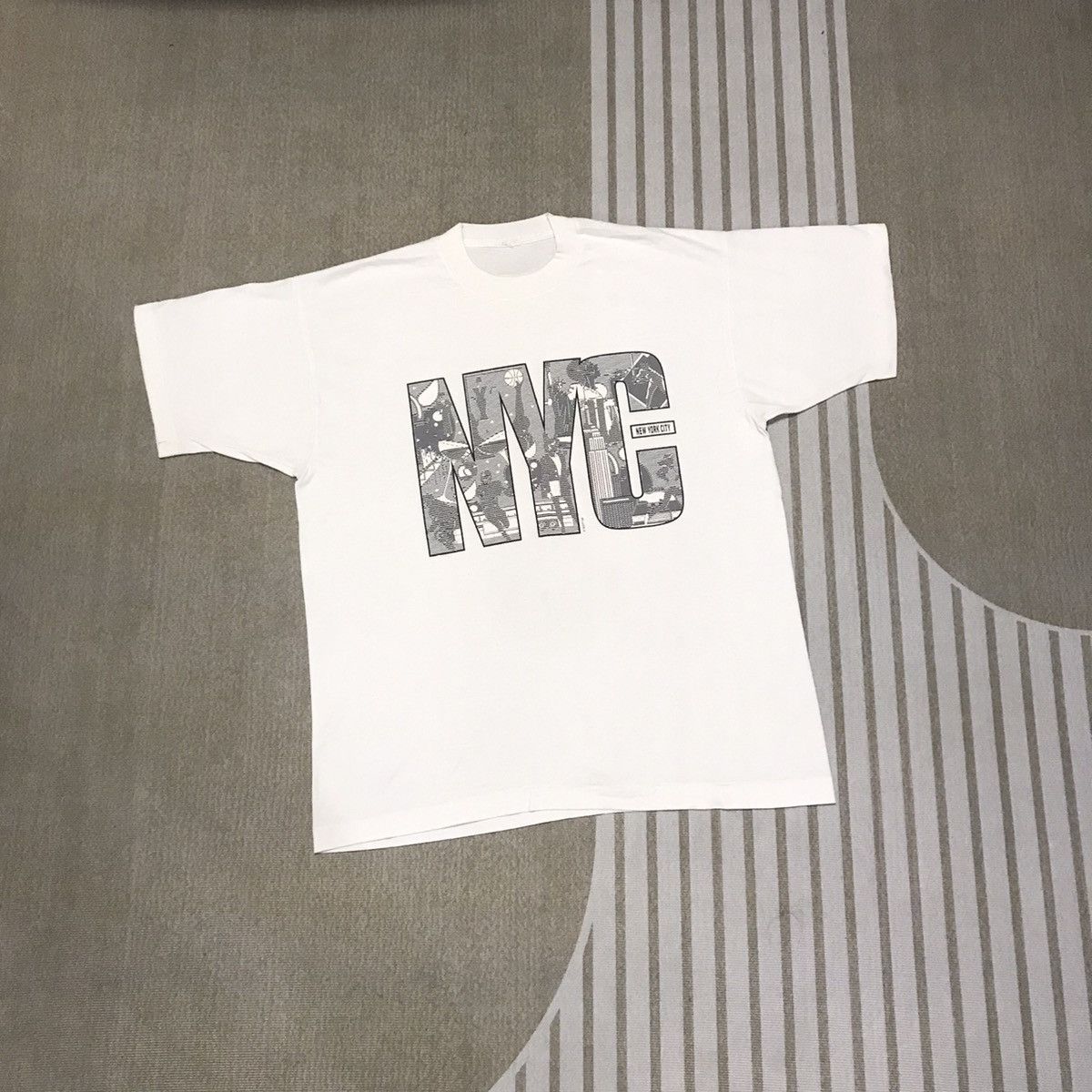 Vintage VINTAGE NEW YORK CITY 90s RARE TEE Size US L / EU 52-54 / 3 - 1 Thumbnail