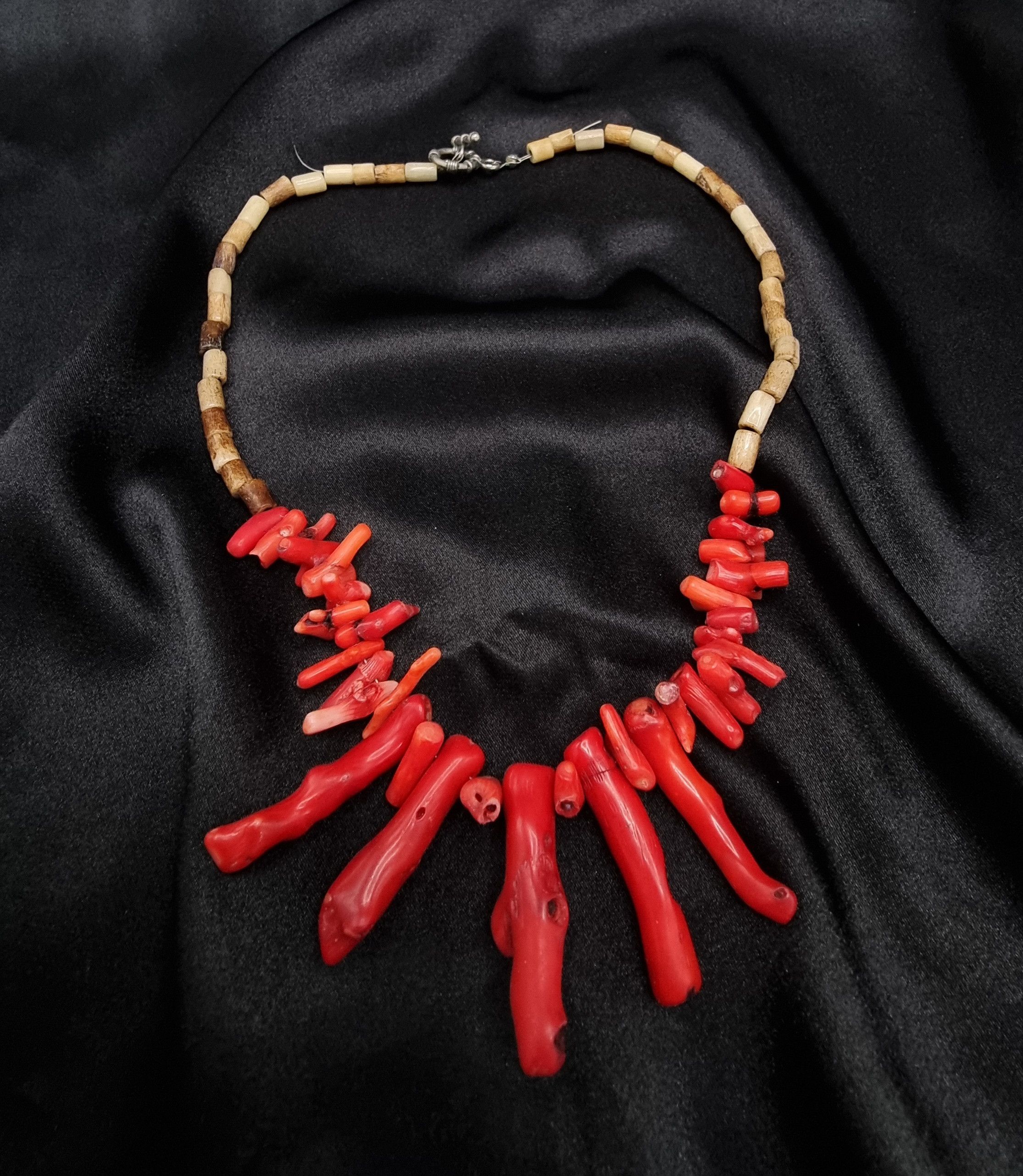 Vintage Genuine Coral Vintage Necklace With Unique Red Coral Branche Size ONE SIZE - 3 Thumbnail