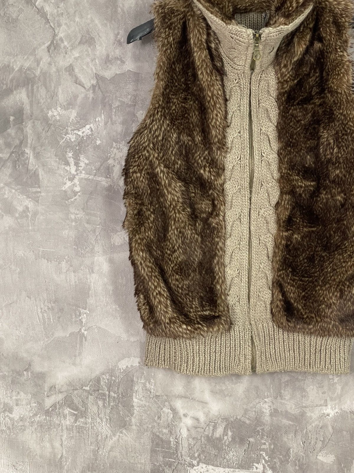 Japanese Brand Japanese Faux Fur Vest Woman with zippers Size M / US 6-8 / IT 42-44 - 5 Thumbnail