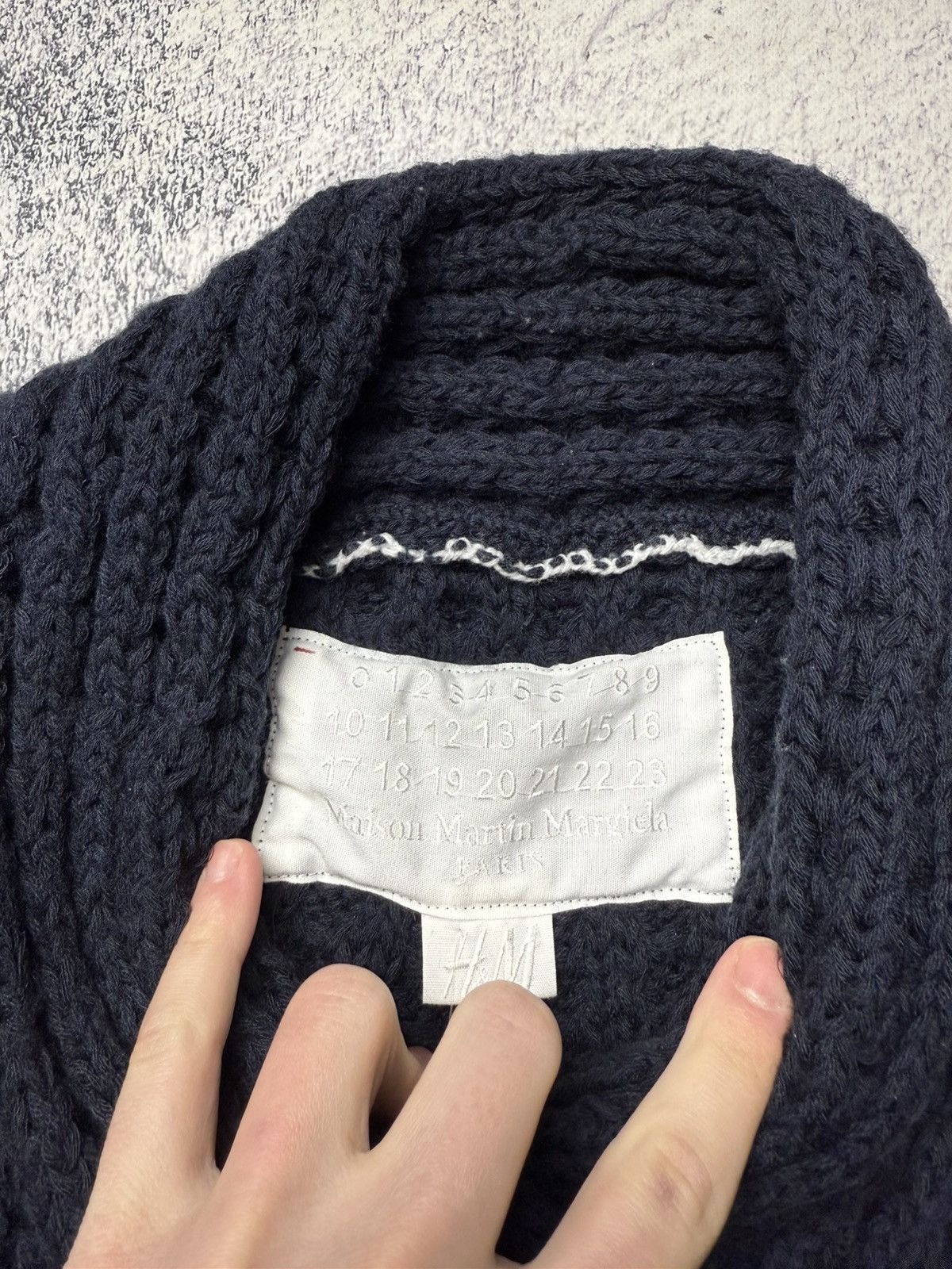 H&M × Maison Margiela Maison Margiela H&M Cable Knit V-Neck Wool Sweater Jumper Size US S / EU 44-46 / 1 - 9 Thumbnail