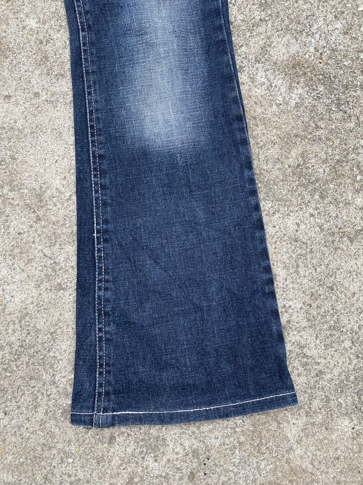 Japanese Brand × Le Grande Bleu (L.G.B.) × Tornado Mart 2000s - Sky Bombers Faded Blue Low Rise Flare Denim Size US 28 / EU 44 - 6 Thumbnail