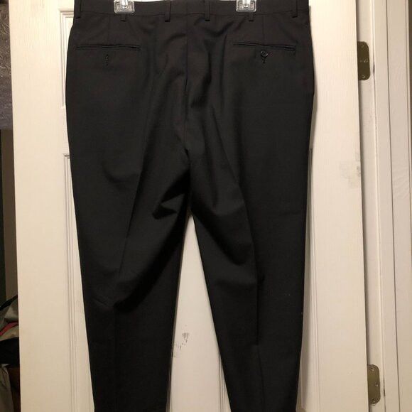 Hart Schaffner Marx Hart Schaffner Marx men's 100%wool dress pants size: 40/24 Size US 40 / EU 56 - 2 Thumbnail