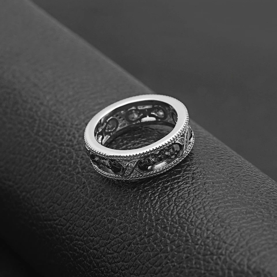 Jewelry × Vintage Classic Silver Goth Skull Ring Size ONE SIZE - 2 Thumbnail