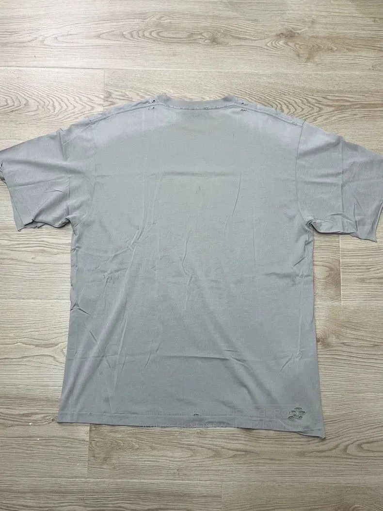 Balenciaga Balenciaga Gray Distressed Short Sleeve Tee. Size US XS / EU 42 / 0 - 7 Thumbnail