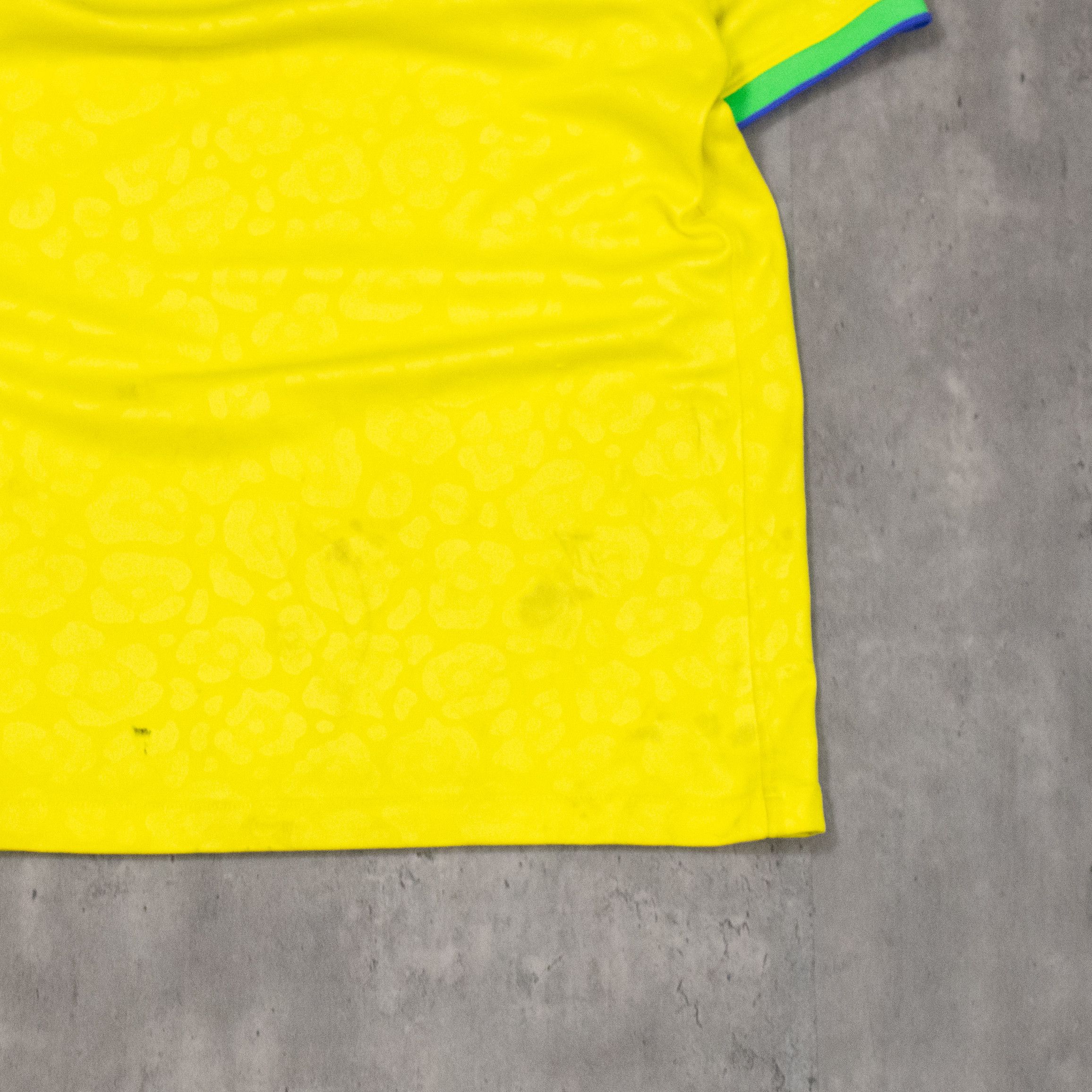 Nike Y2K 2000's 00's Nike Brazil Home Yellow Pattern Jersey Size US XS / EU 42 / 0 - 7 Thumbnail