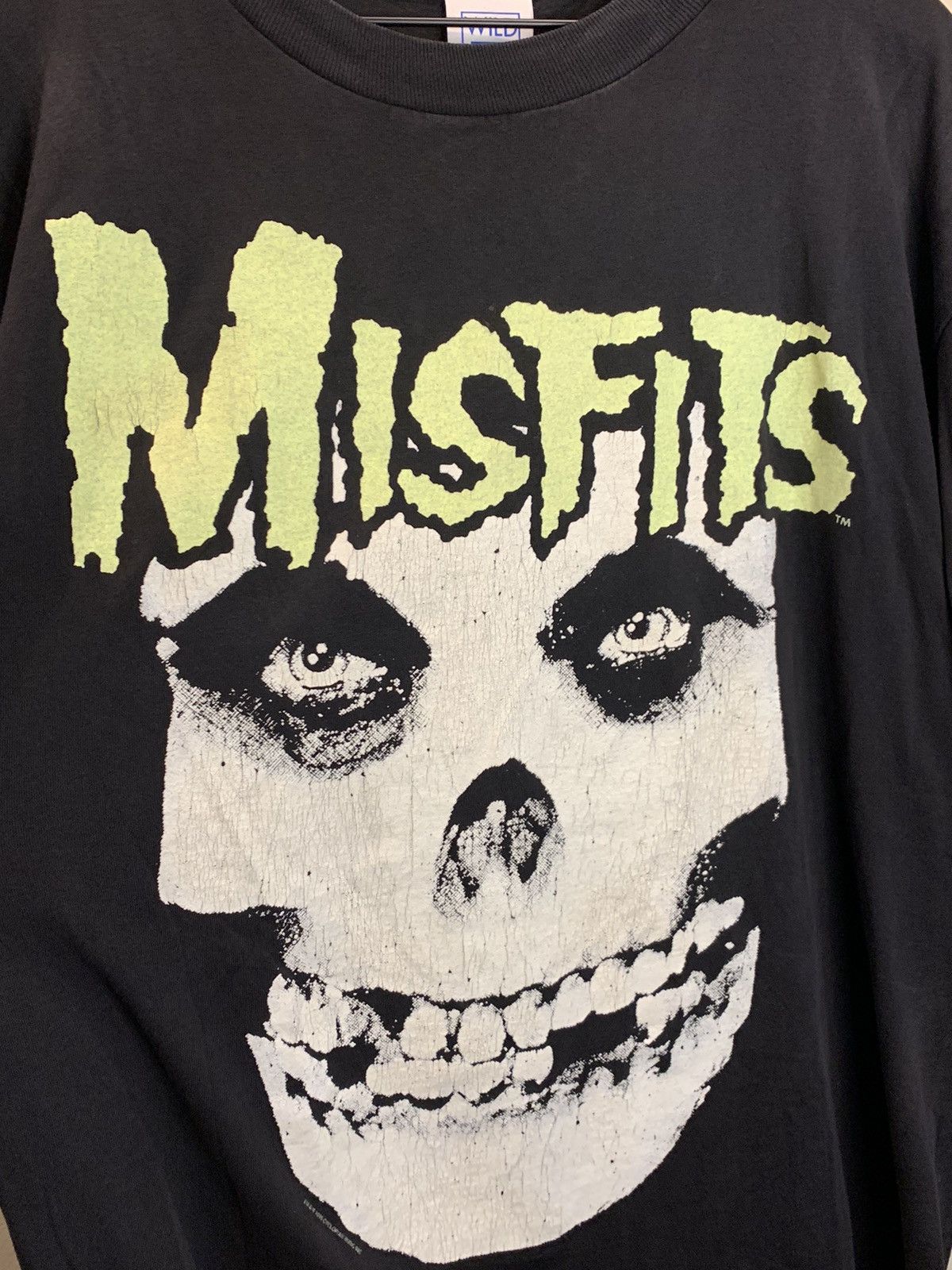 Band Tees *RARE* Vintage 1997 Misfits Glow in Dark Single Stitch Shirt Size US XL / EU 56 / 4 - 3 Thumbnail