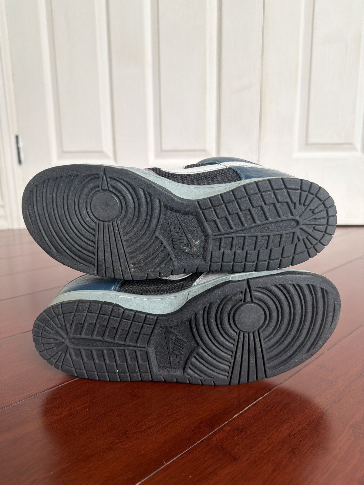 Nike SB Nike SB Dunk Low Pro SB Futura Size US 10 / EU 43 - 3 Thumbnail