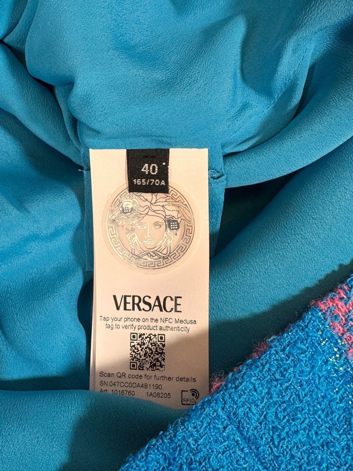Versace Versace Virgin Wool Check Mini Skirt Medusa Button Size 27" / US 4 / IT 40 - 8 Thumbnail