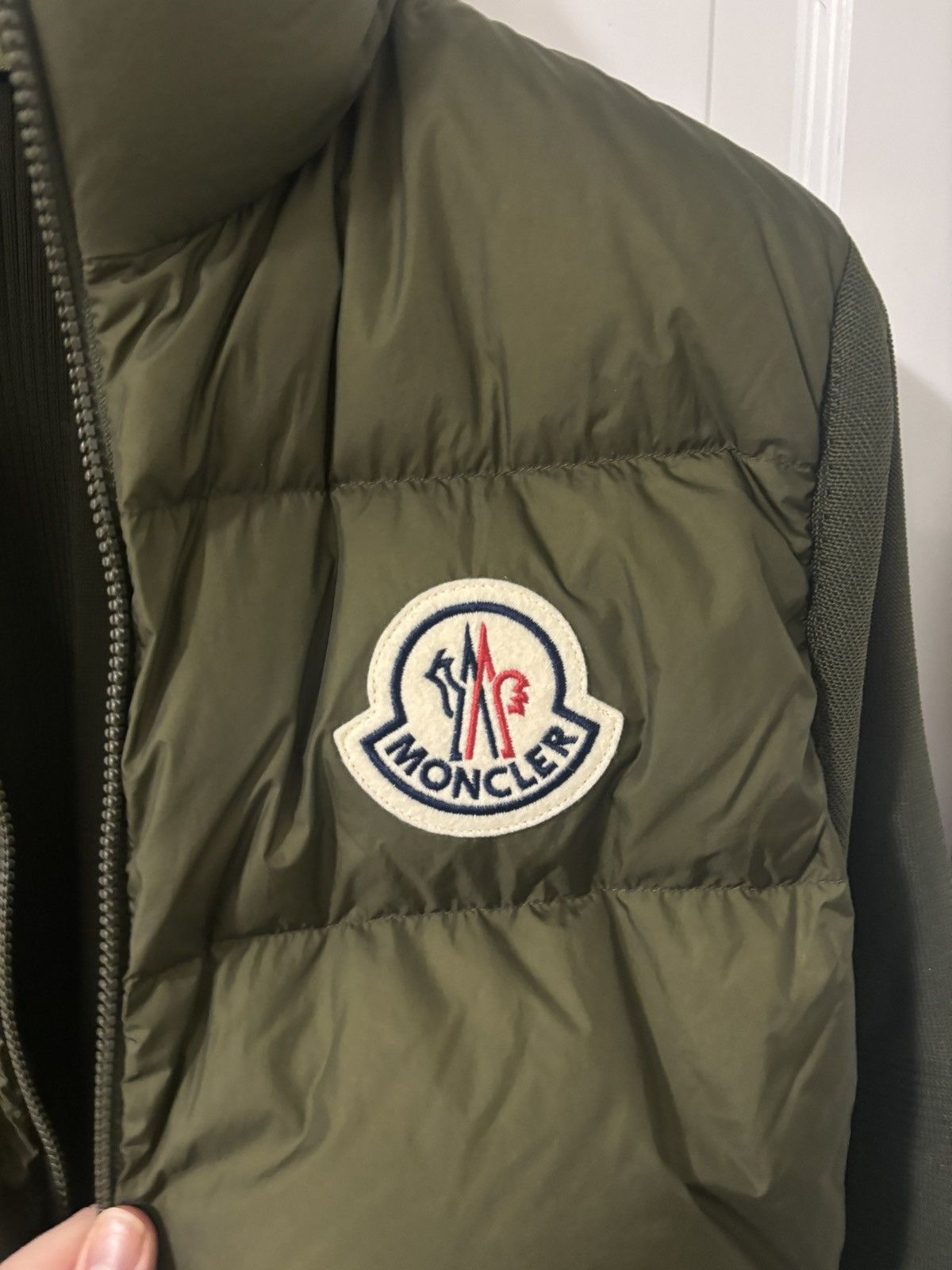 Moncler Cardigen -Brand new Size US M / EU 48-50 / 2 - 7 Thumbnail