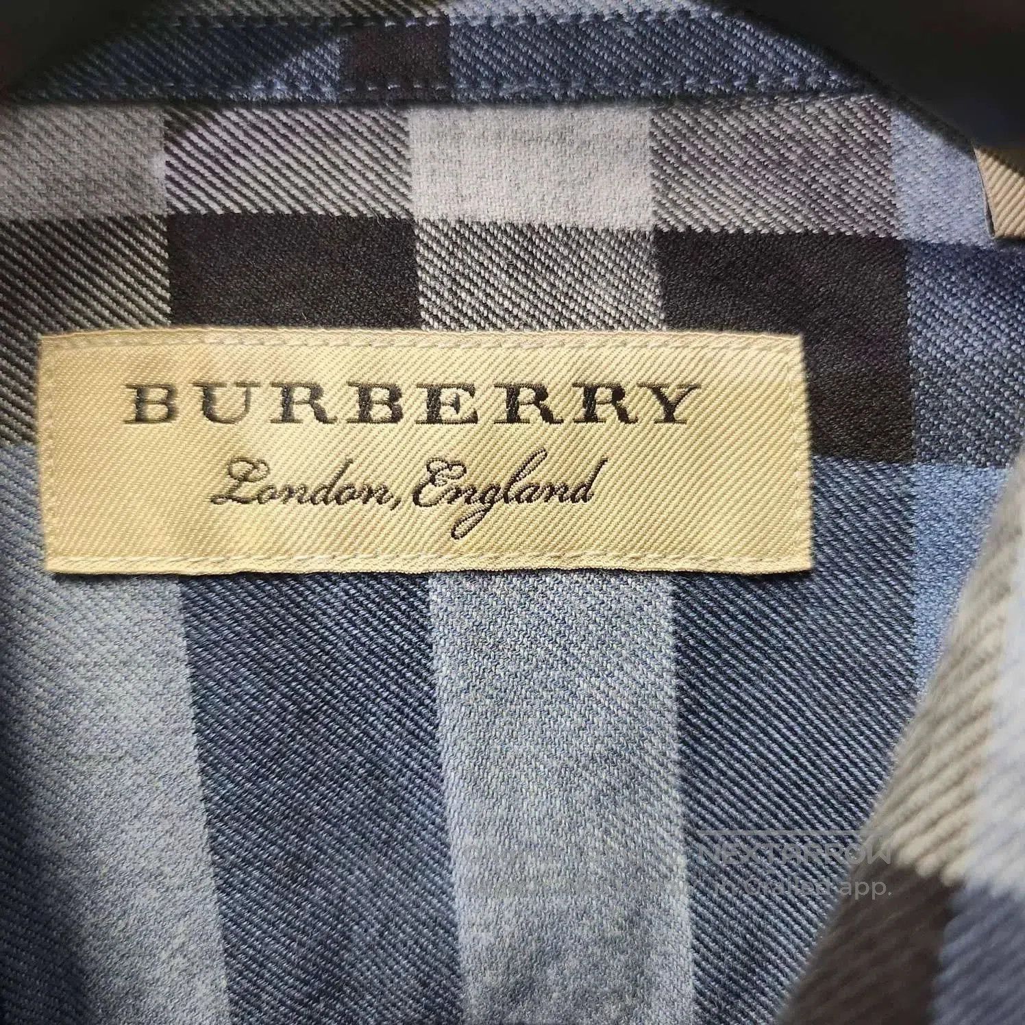 Burberry Burberry Classic Check Shirt S. Size US S / EU 44-46 / 1 - 3 Thumbnail