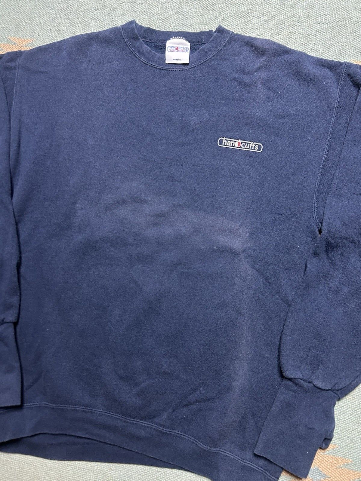 Vintage VTG sweatshirt Handcuffs skate snow navy blue fade blank L Size US L / EU 52-54 / 3 - 2 Thumbnail