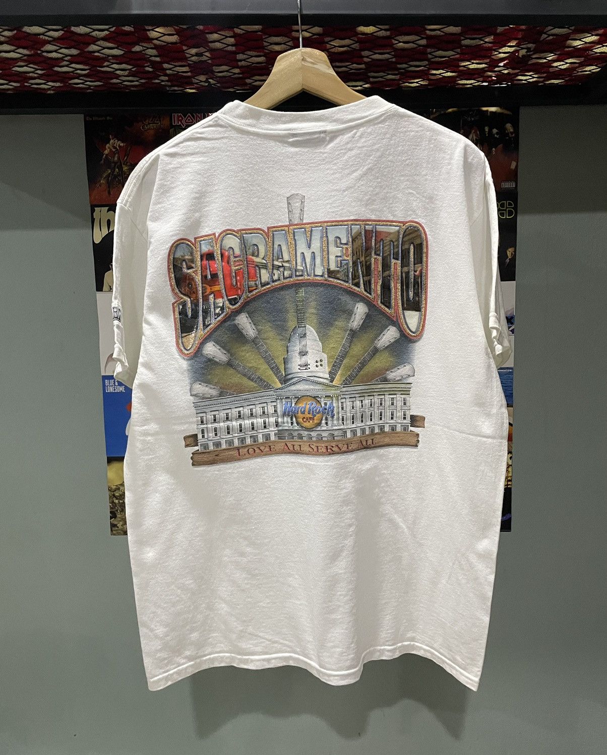 Hard Rock Cafe × Vintage Vintage HRC Sacramento Tee Size US L / EU 52-54 / 3 - 4 Thumbnail