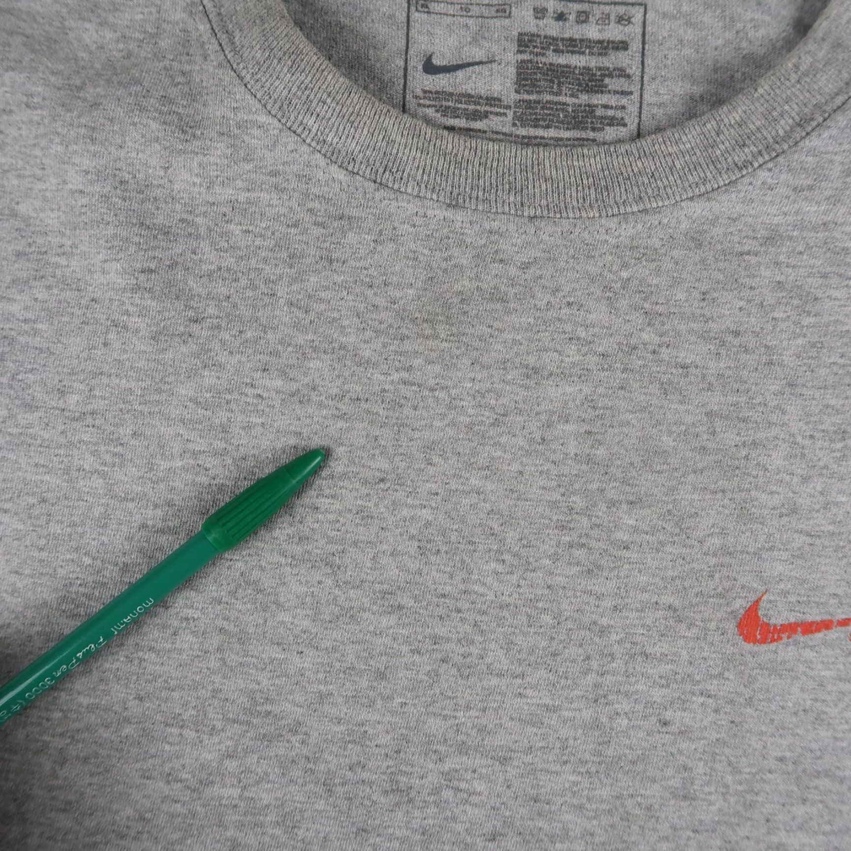 Nike VINTAGE Y2K Nike Gray Graphic T-Shirt Men's XL Sports Swimming Size US XL / EU 56 / 4 - 7 Thumbnail