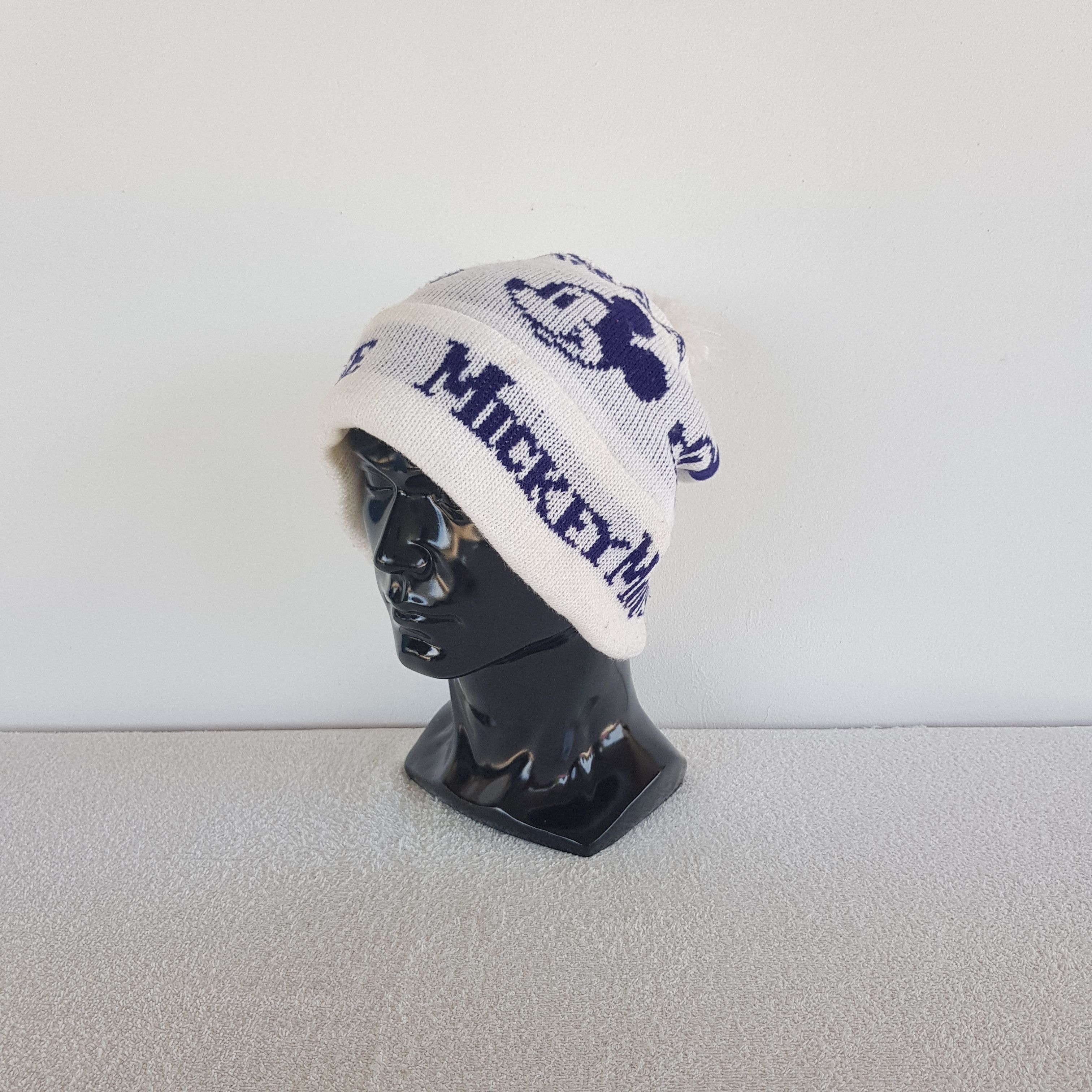Mickey Mouse Vintage 80s Mickey Mouse Beanie Disney Cartoon Snow Caps Hat Size ONE SIZE - 1 Thumbnail