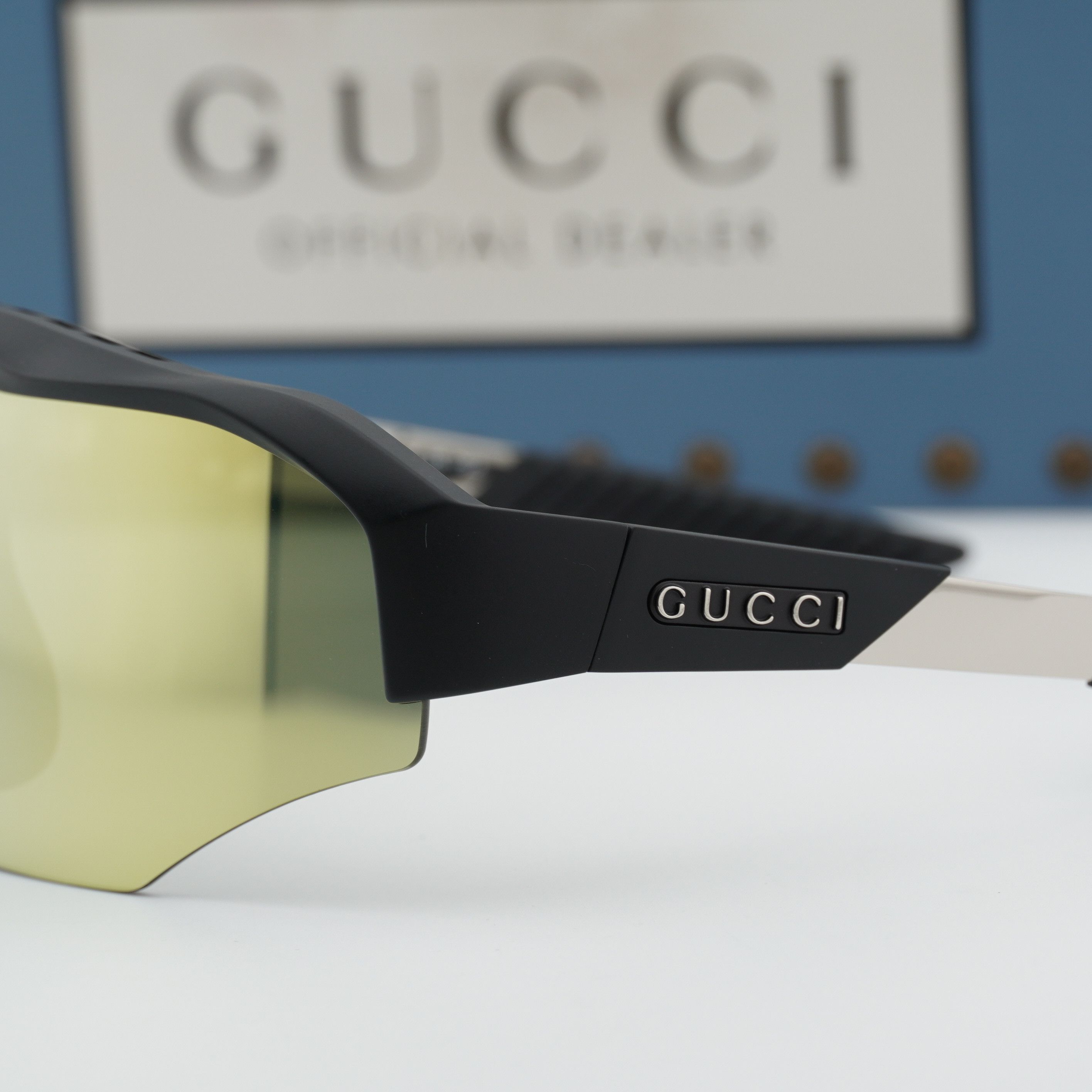 Gucci Gucci GG2017S 001 Sunglasses Black / Yellow Shield Frame Size ONE SIZE - 3 Thumbnail